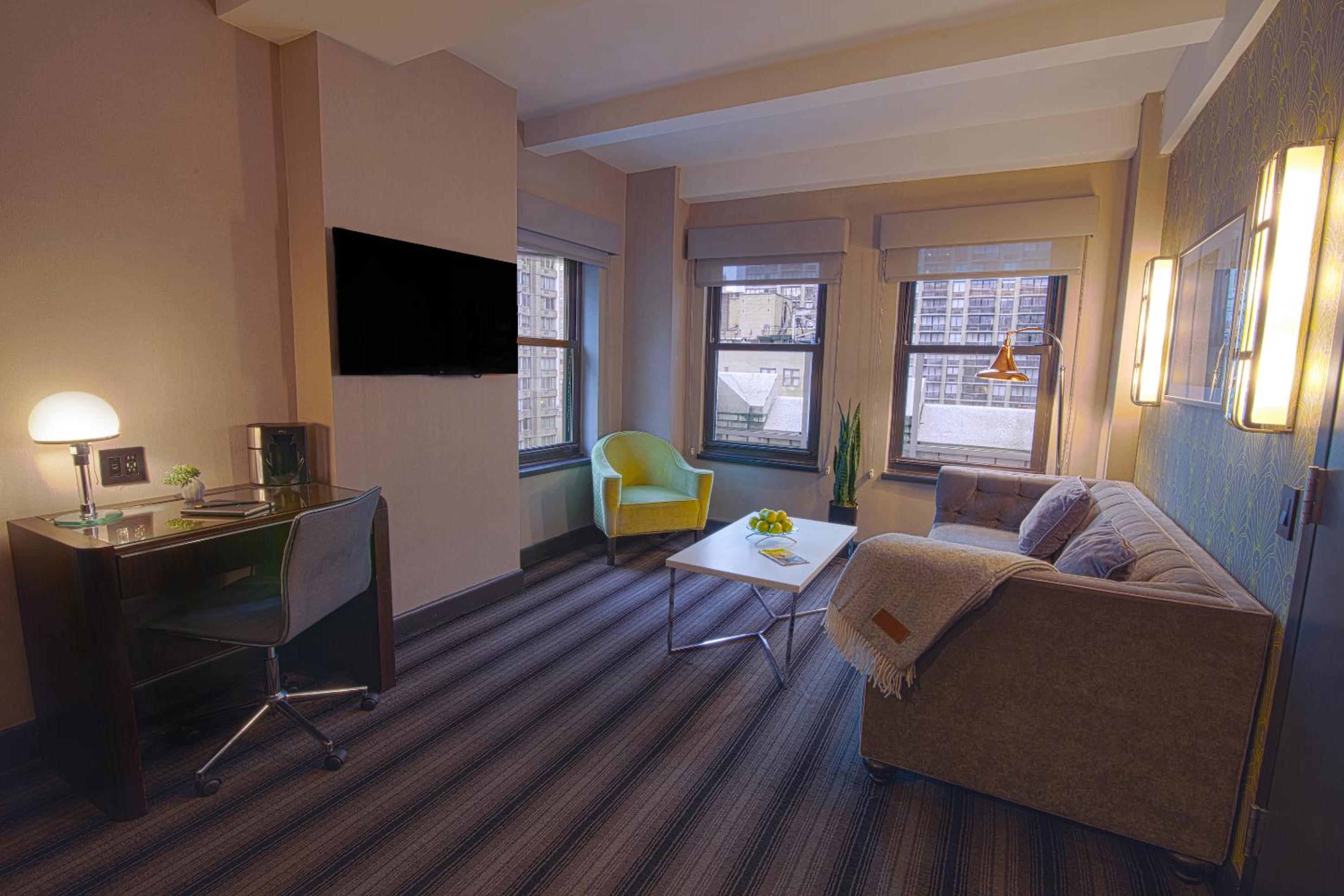 Signature Suite 2 Queen Beds