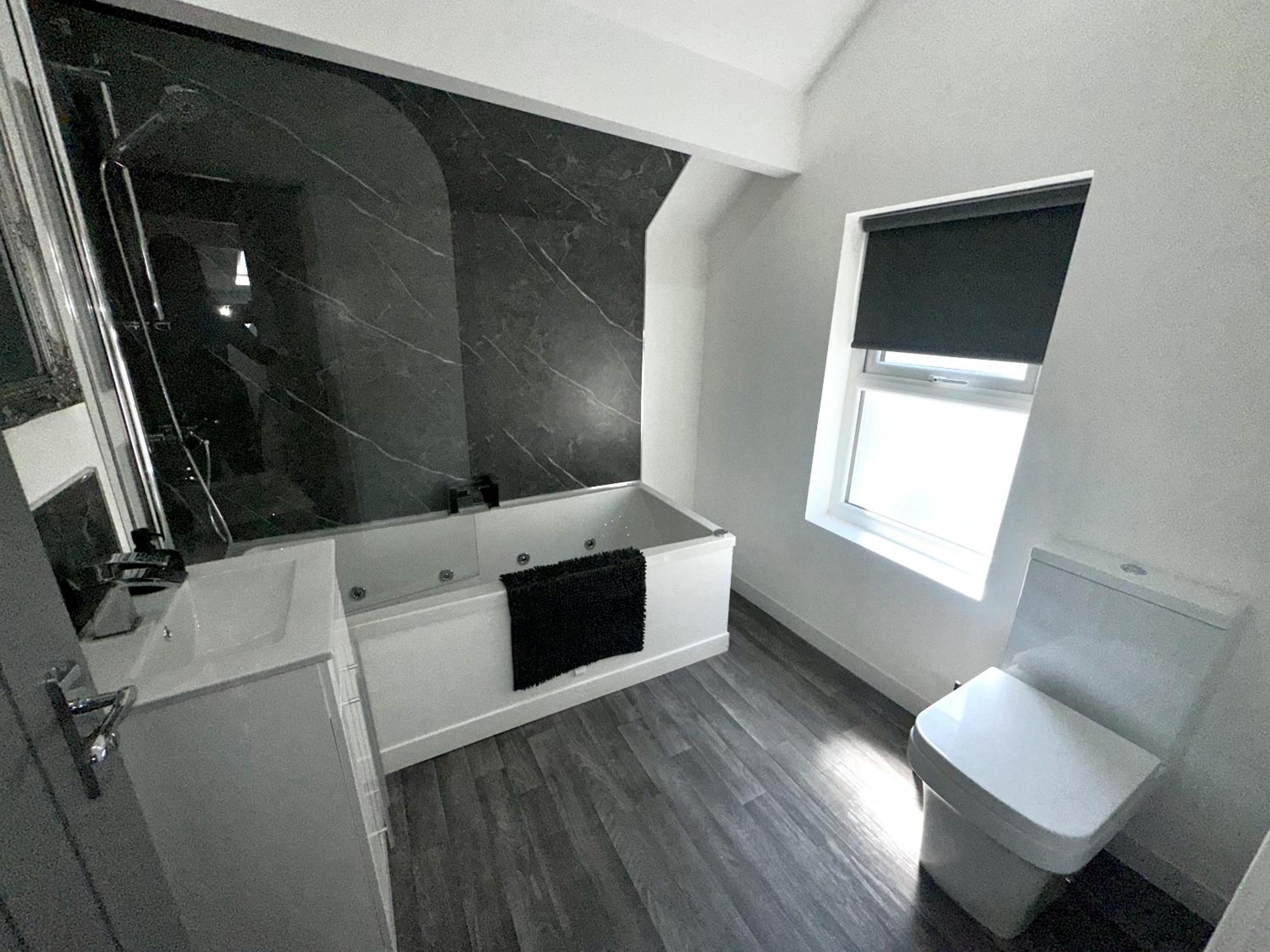  superior suite with spa bath  - Photo 6