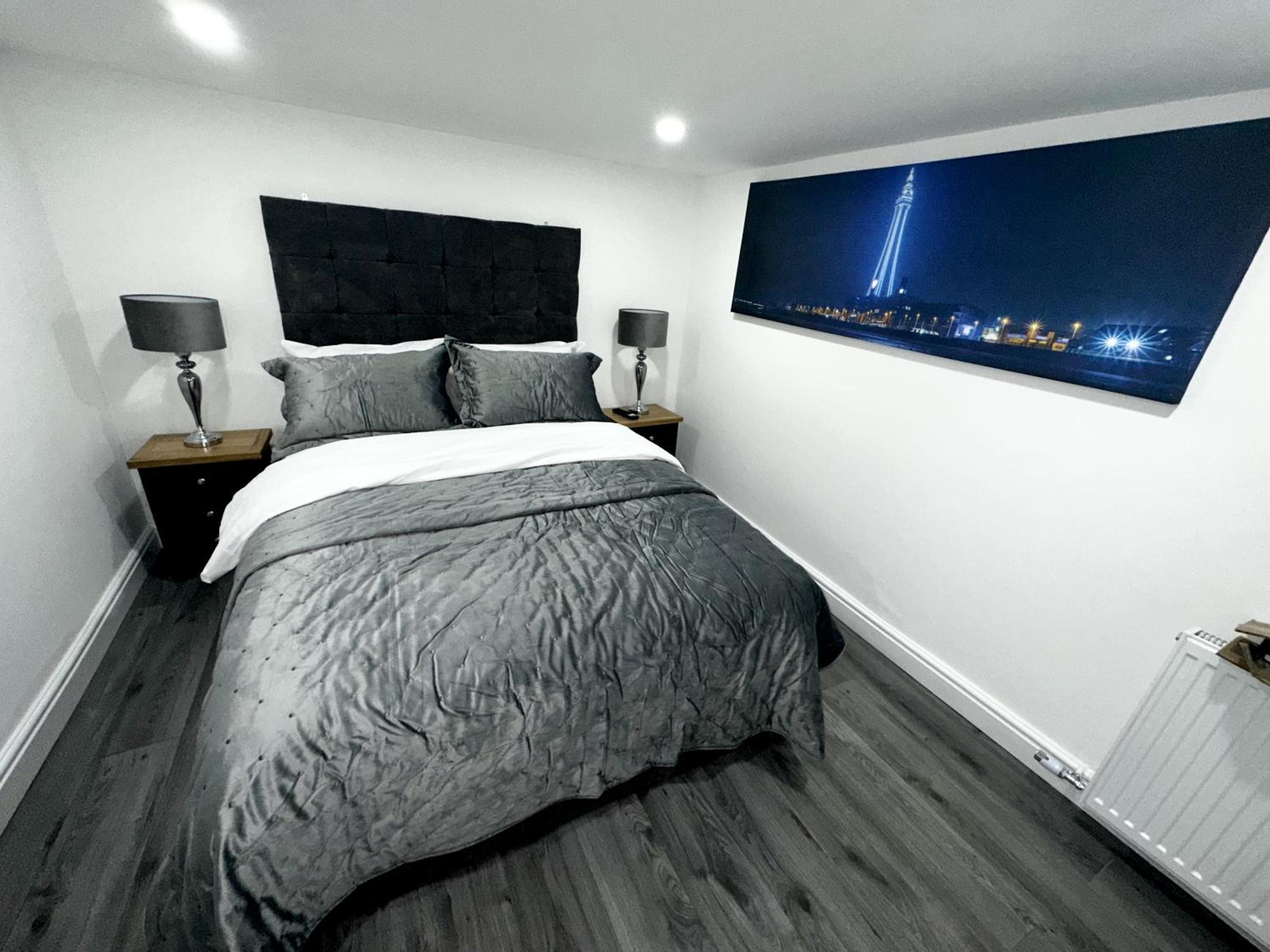 Basement Suite with Spa Bath (Height Restriction 6 foot) - Photo 1
