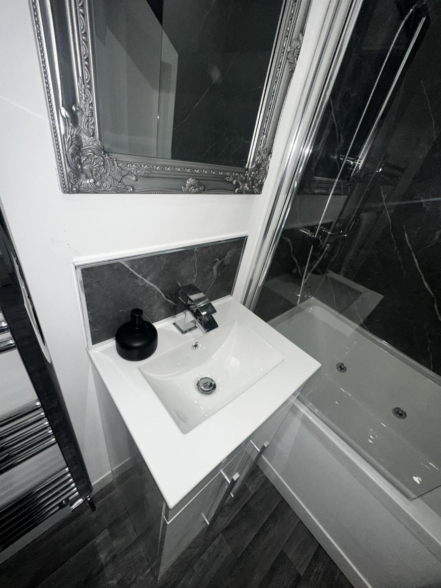  superior suite with spa bath  - Photo 14