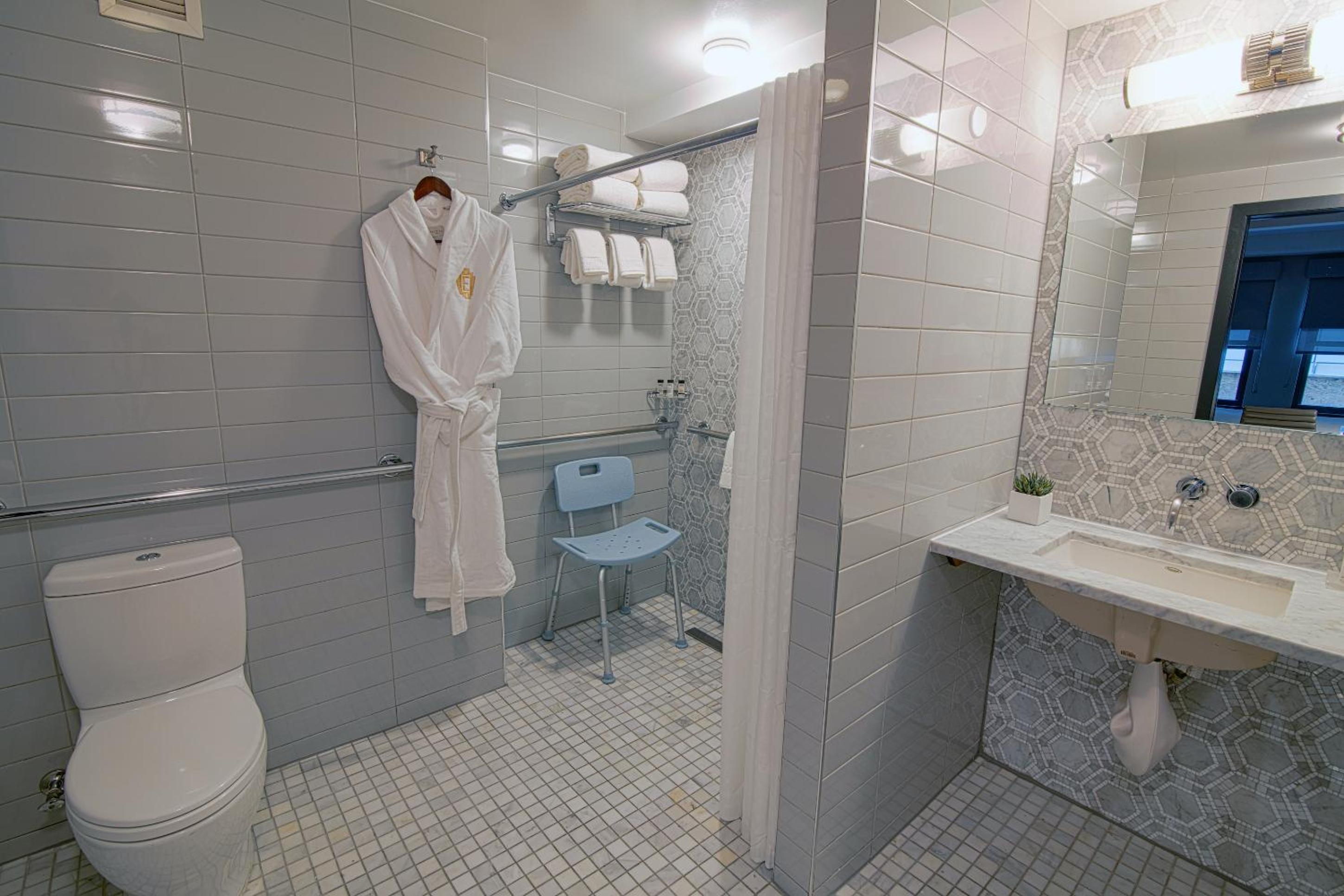 Accessible Queen Guest Room