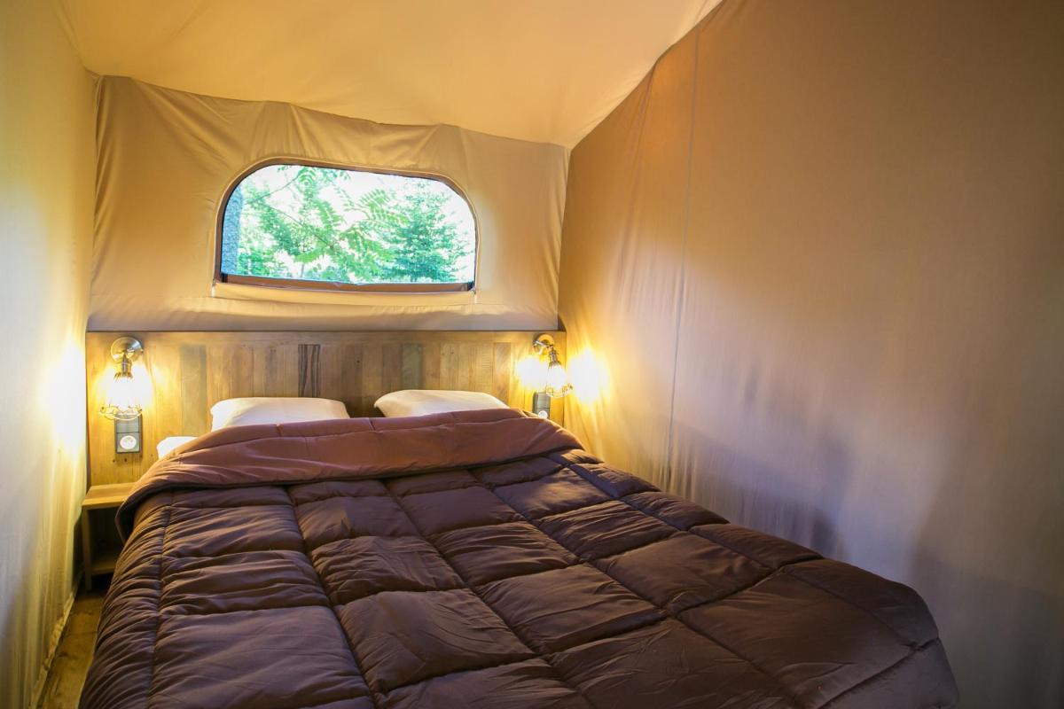 Tent photo 3