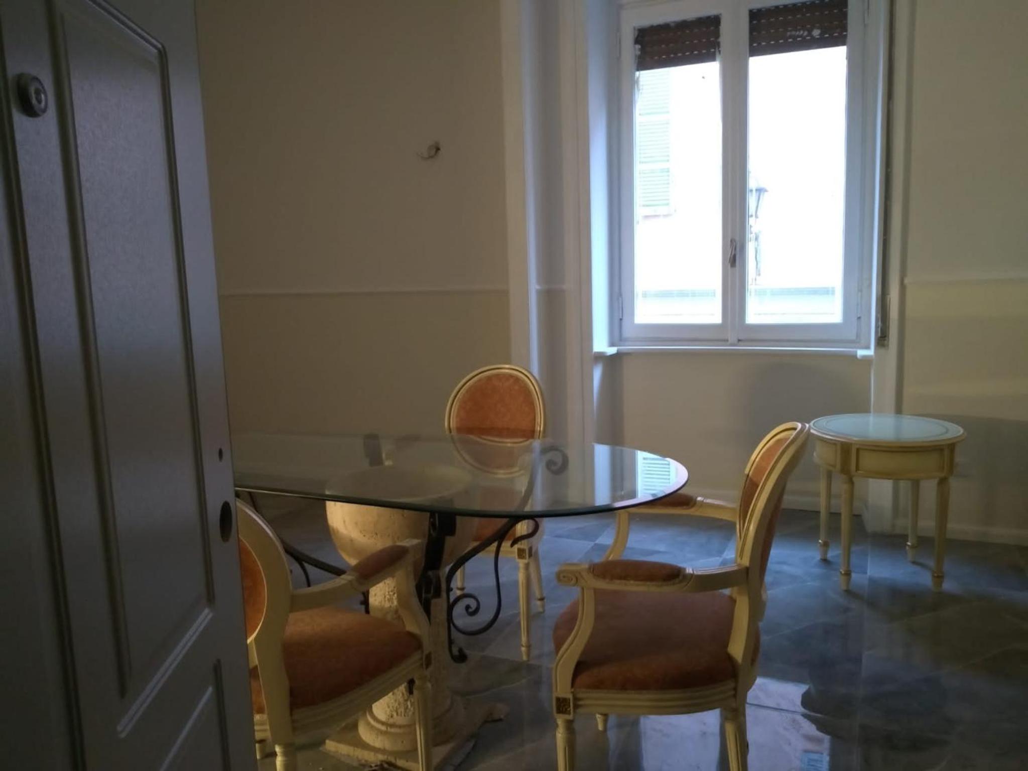 Deluxe King Room photo 3