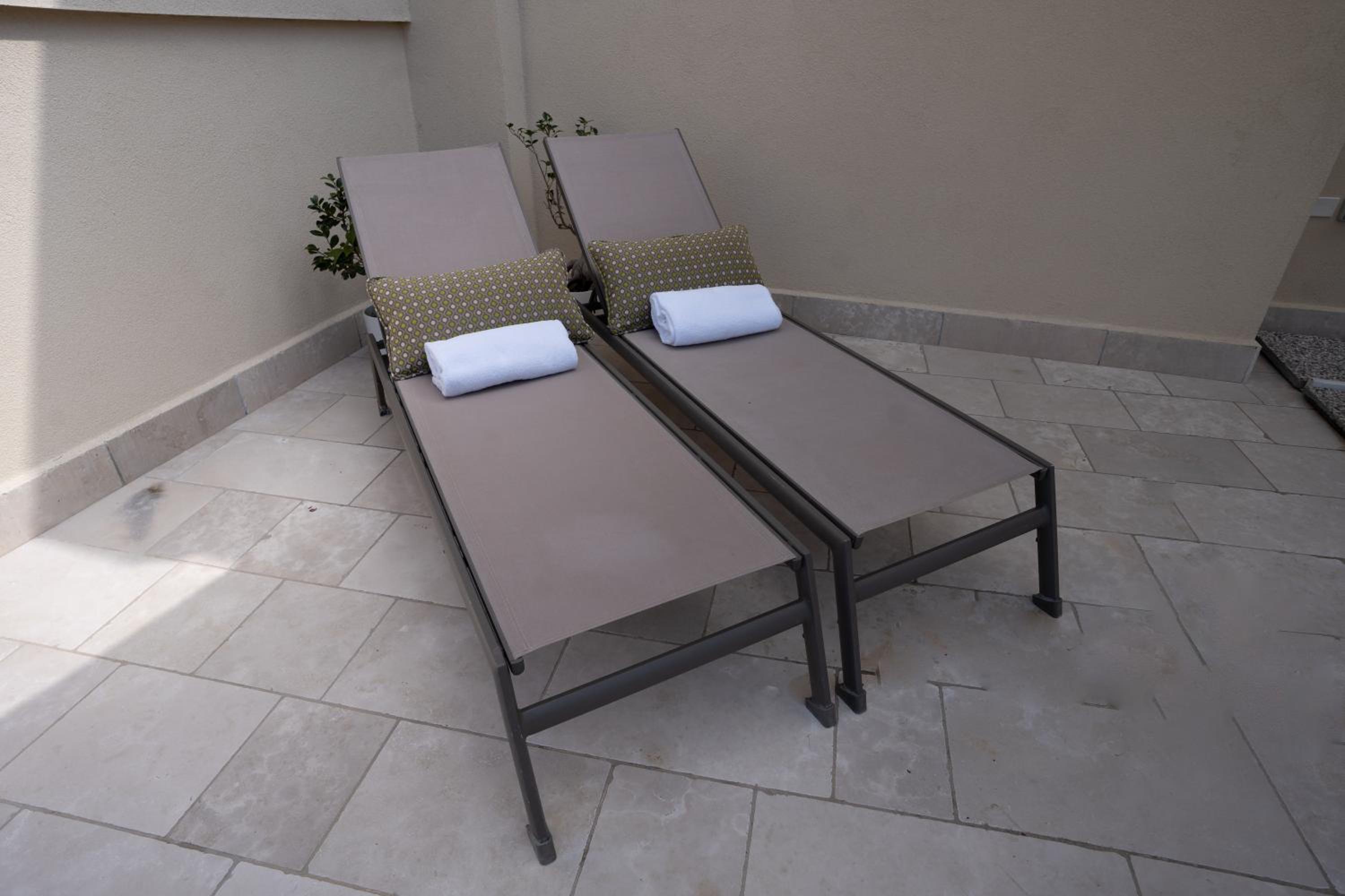 Suite with Terrace - Photo 3