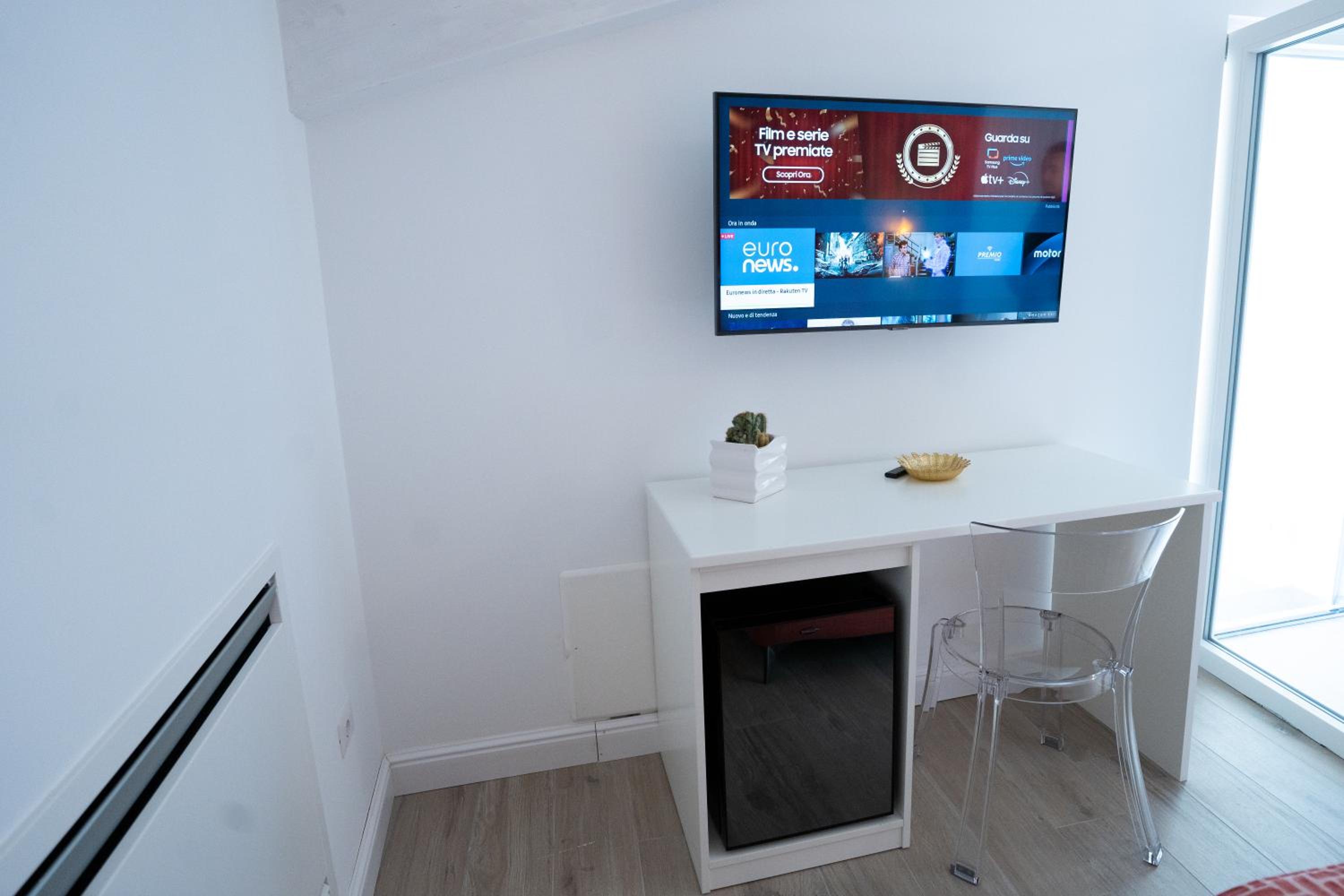 Suite with Terrace - Photo 18