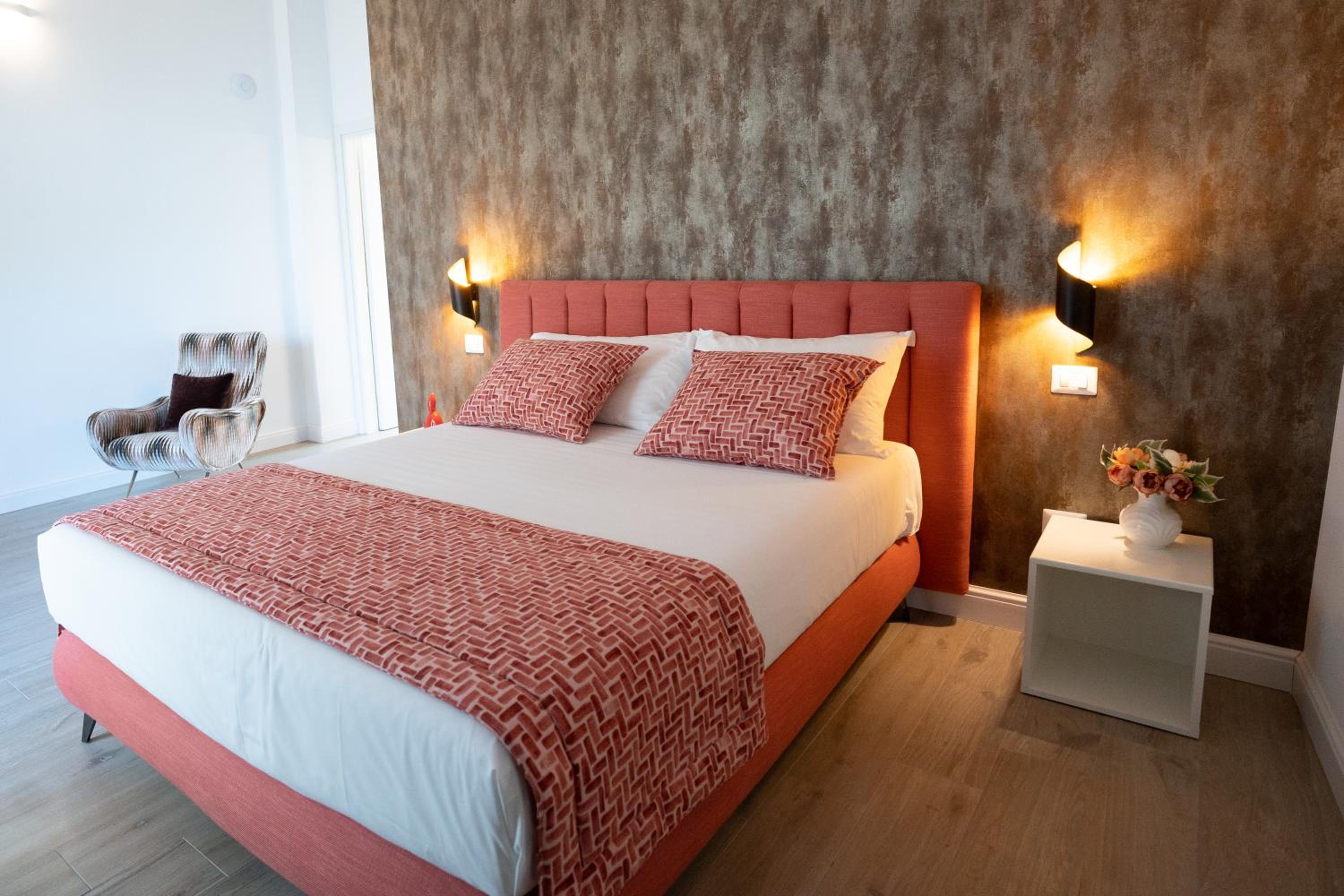 Suite with Terrace - Photo 16