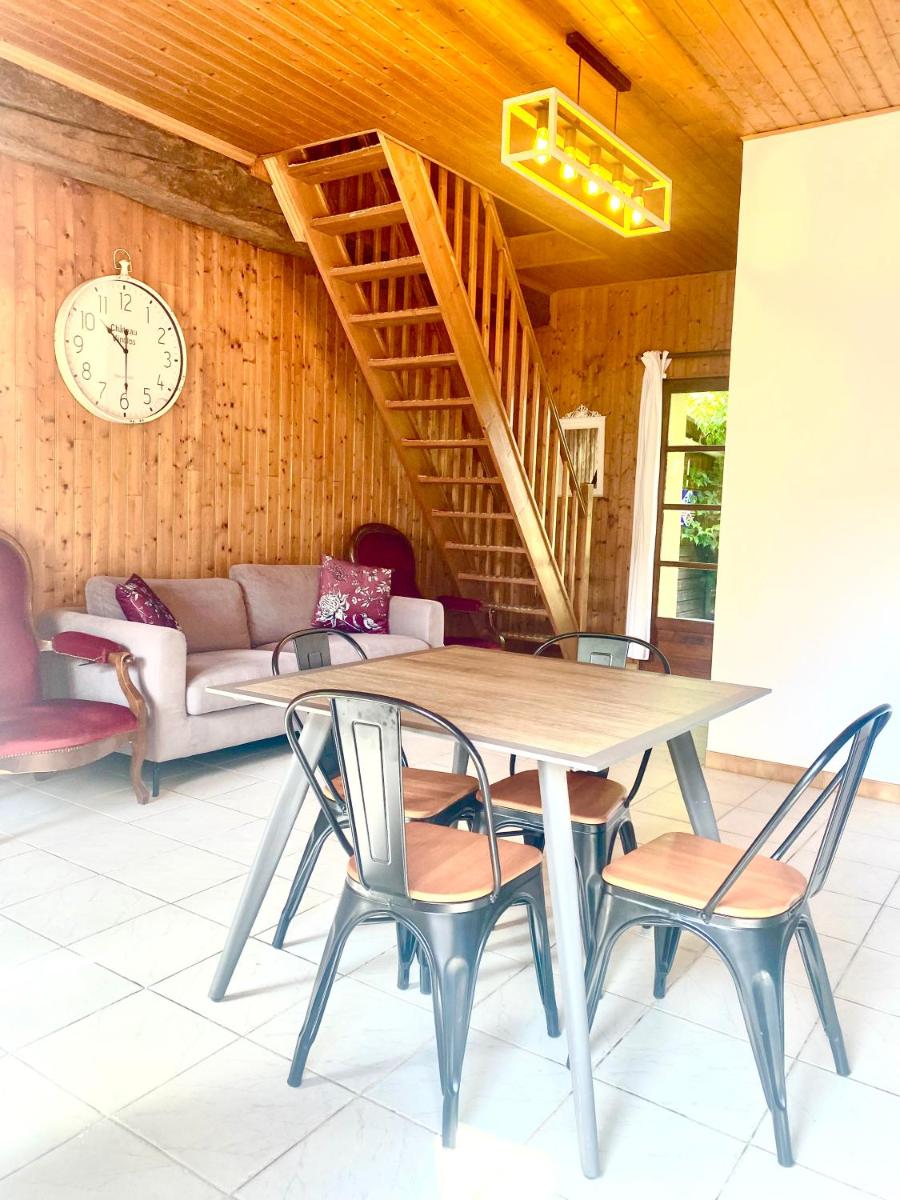Maisonette photo 1