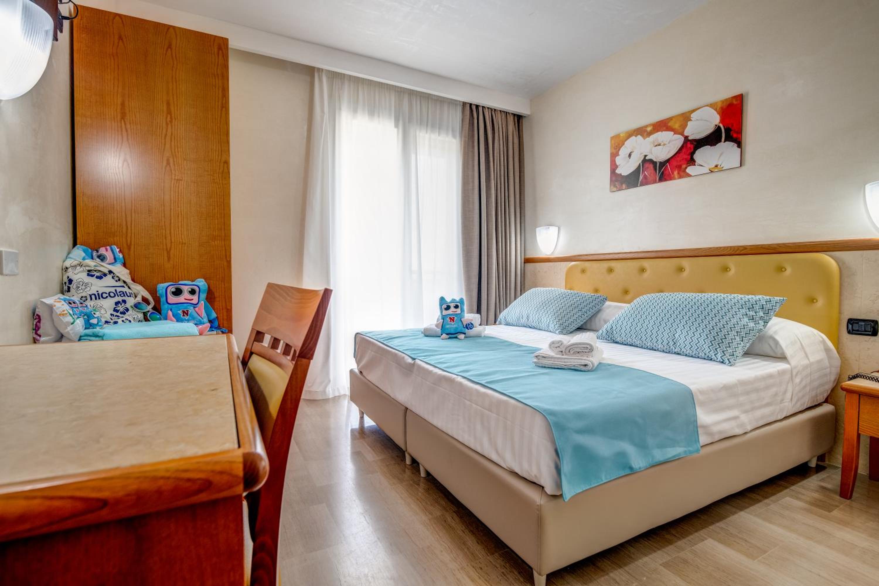 Standard Double or Twin Room photo 2