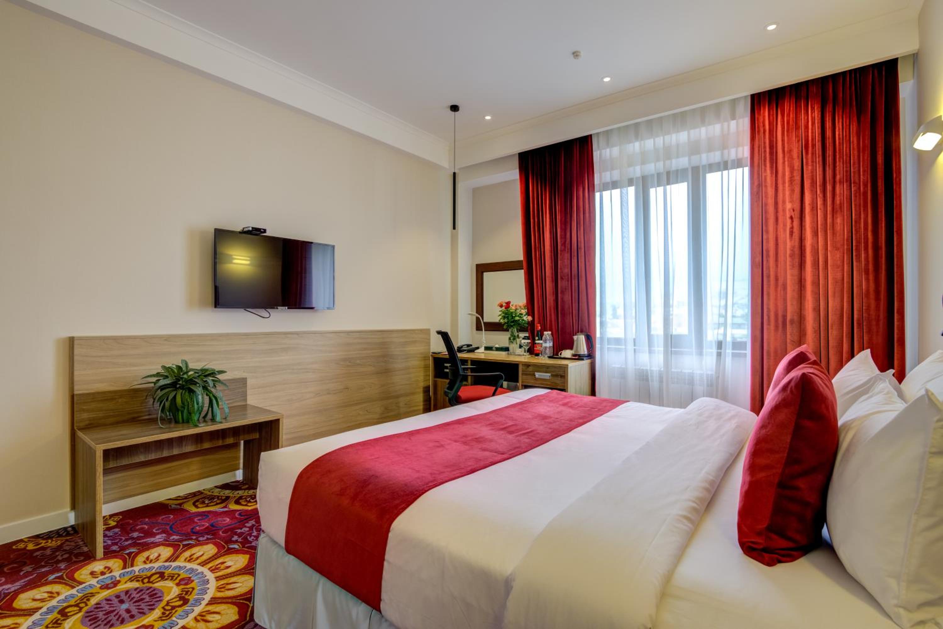 Deluxe Double Room photo 2