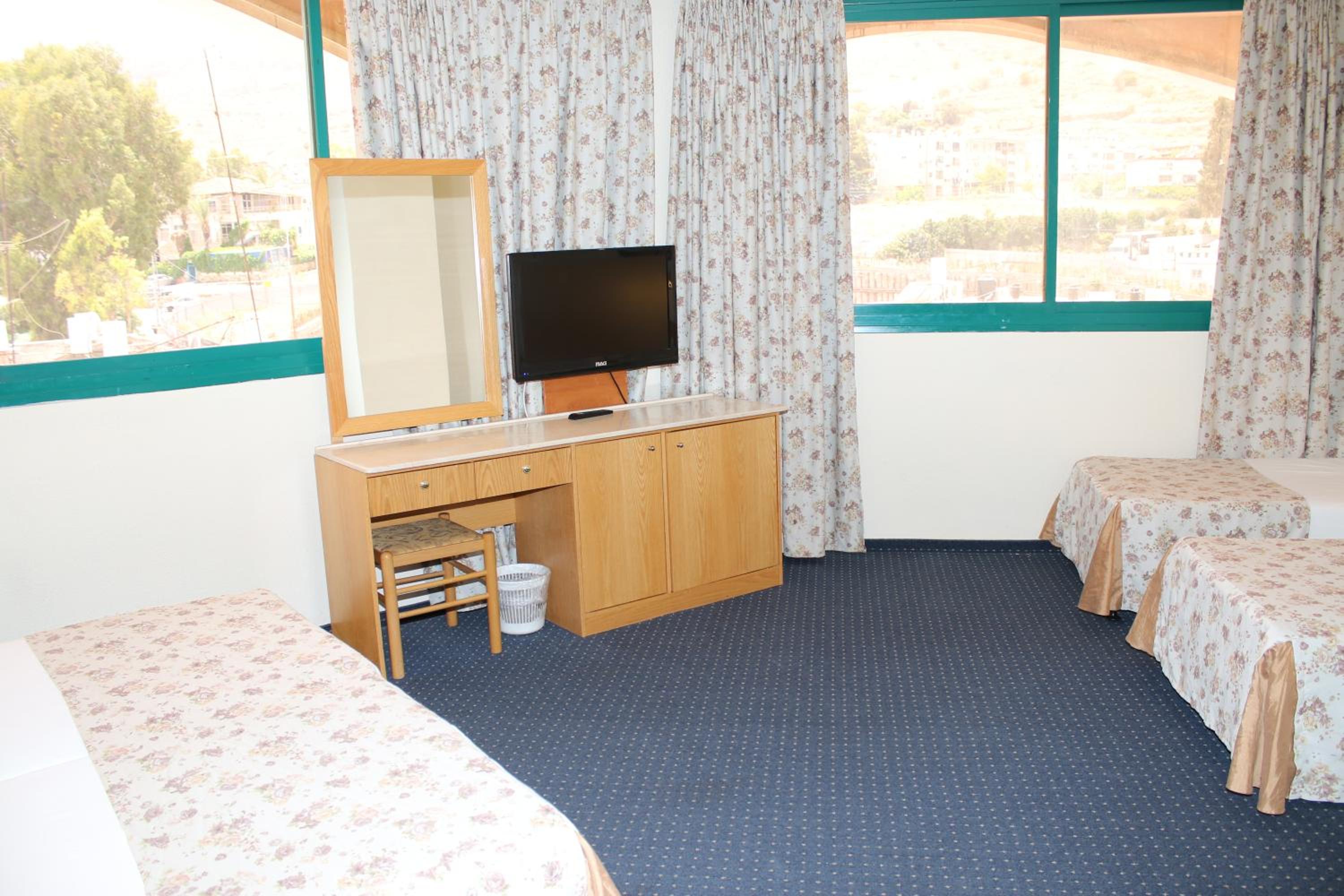 Quadruple Room photo 2