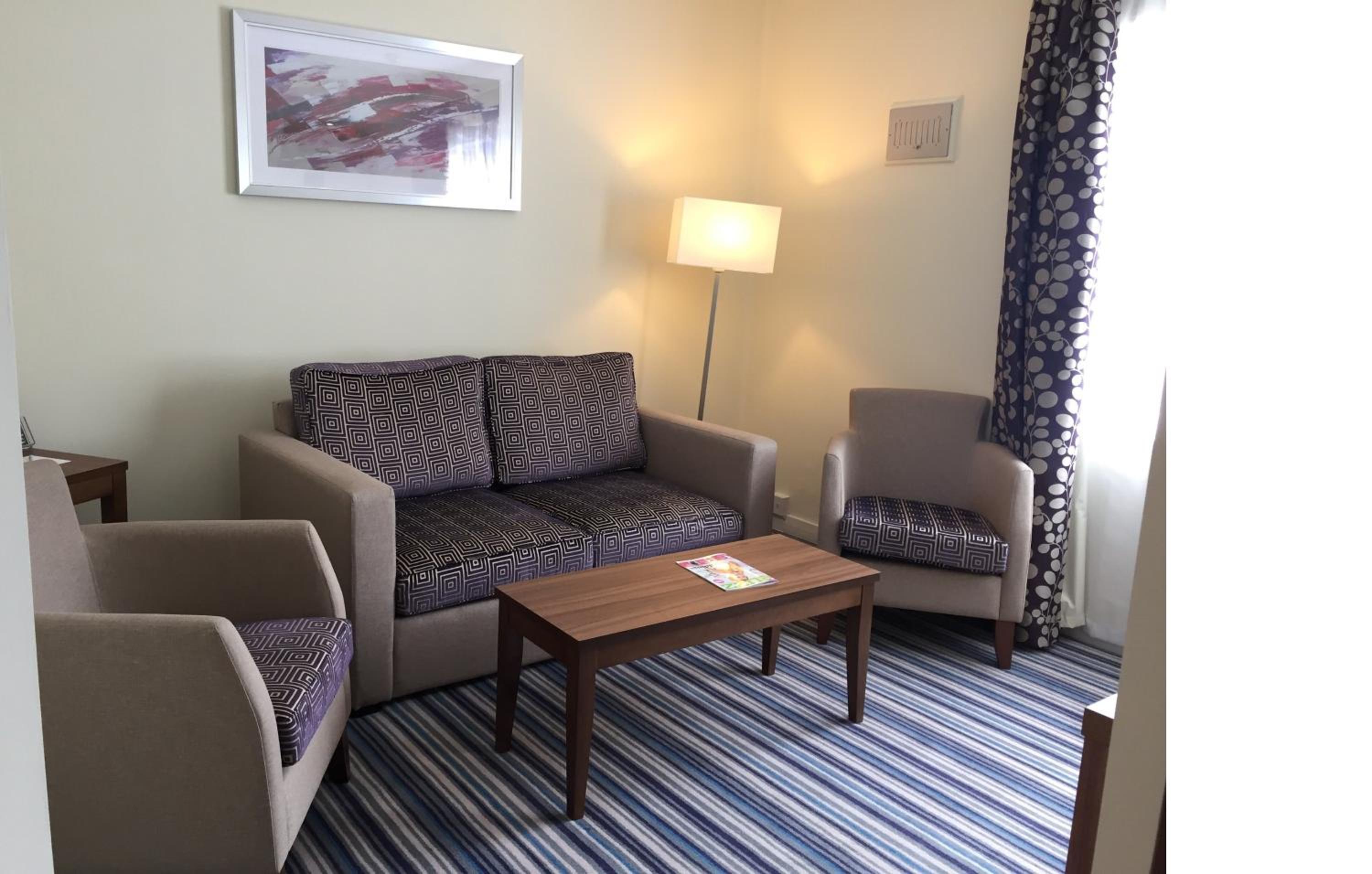 Premium King Room - Photo 1