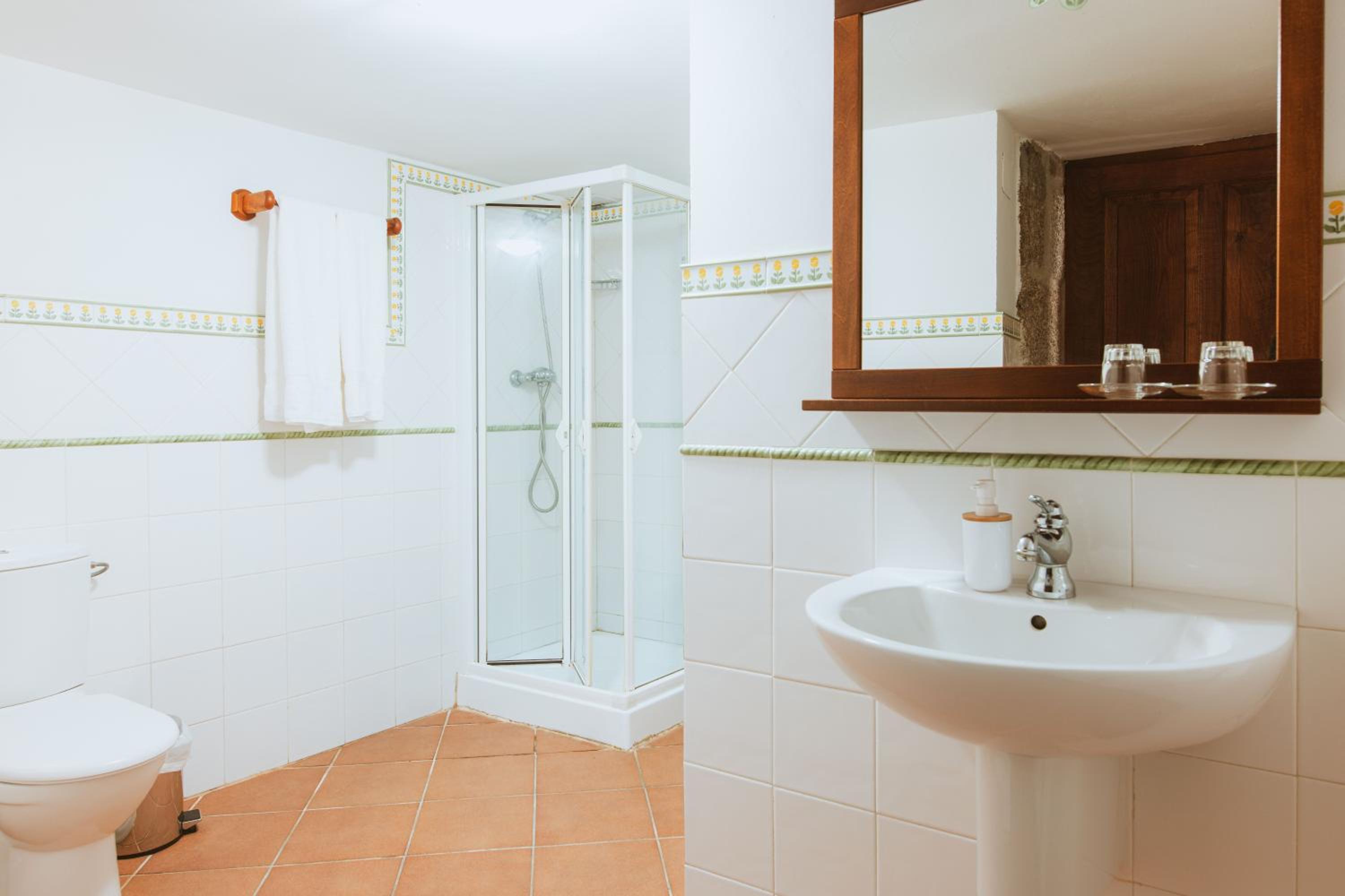 Double or Twin Room photo 2