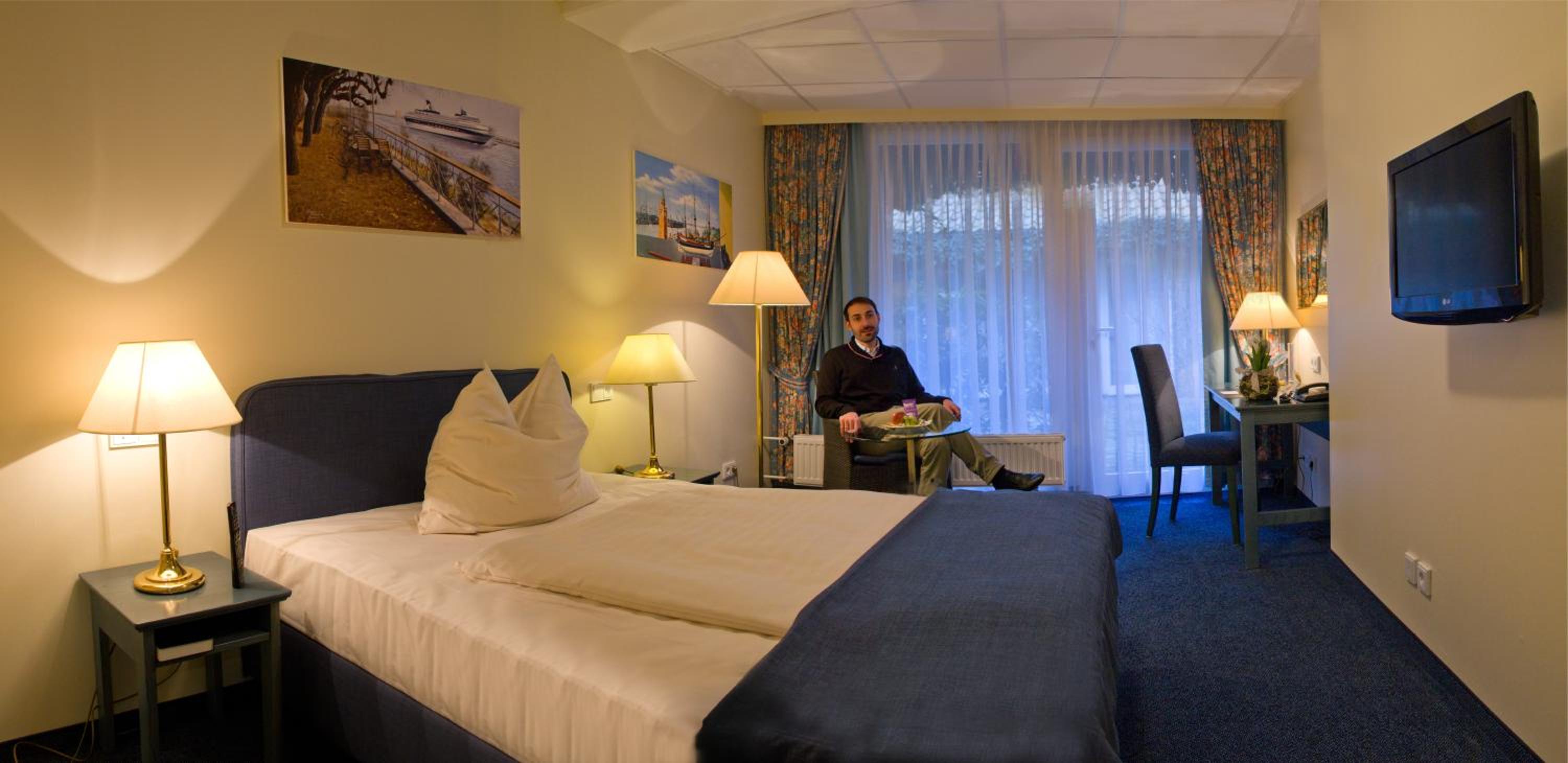 Single Room photo 2