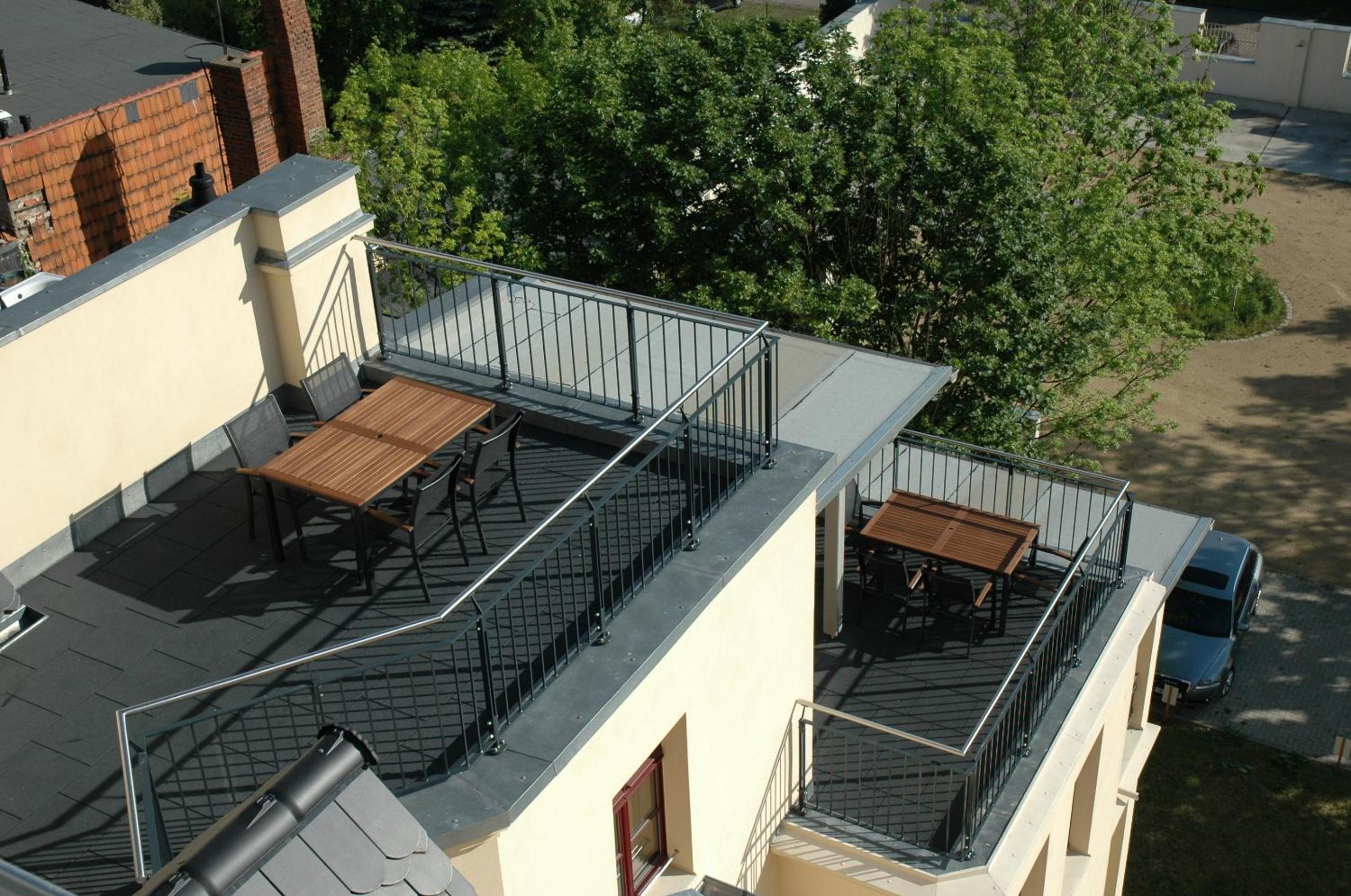 Apartment with Terrace photo 2