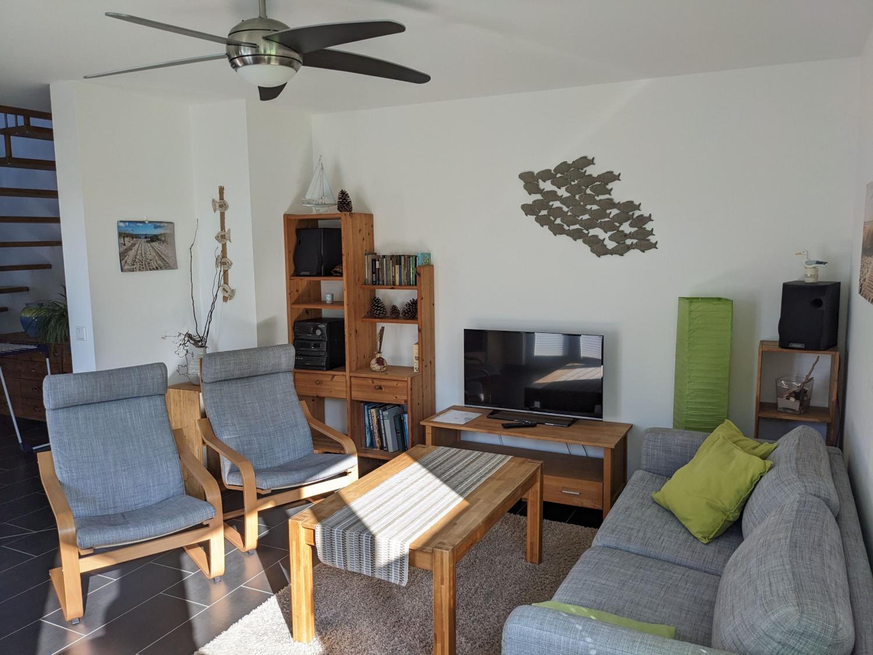 Apartment with Terrace photo 2