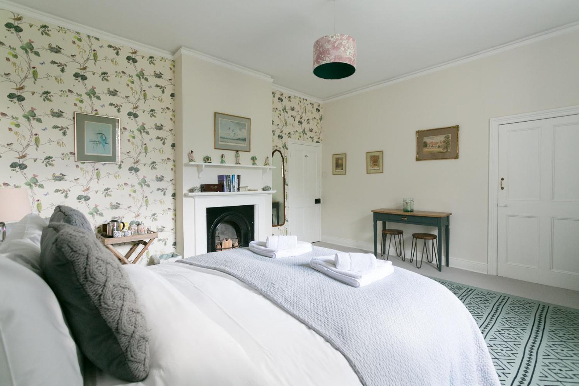 King Room with Garden View - Photo 7