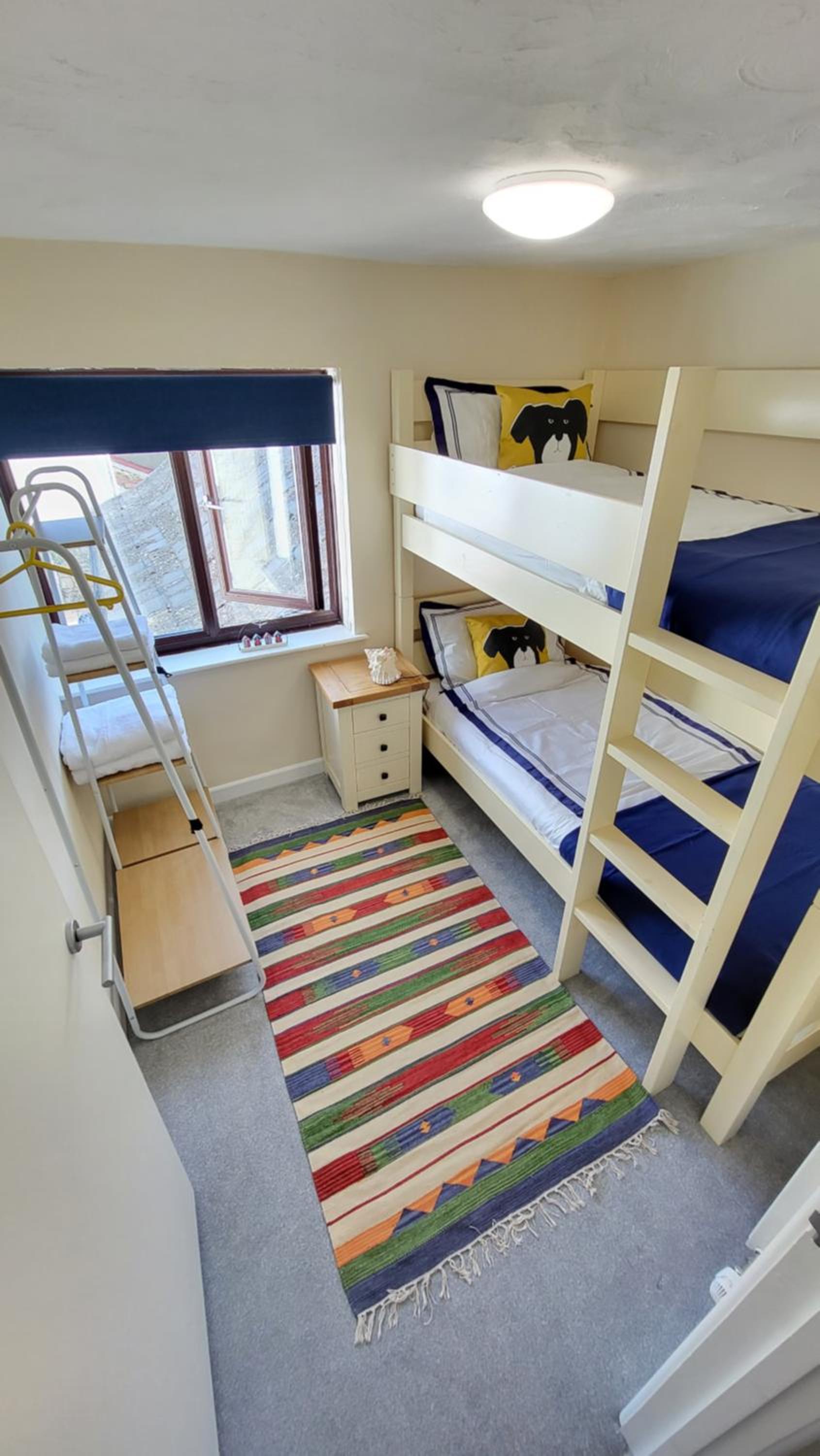 Three-Bedroom House photo 3