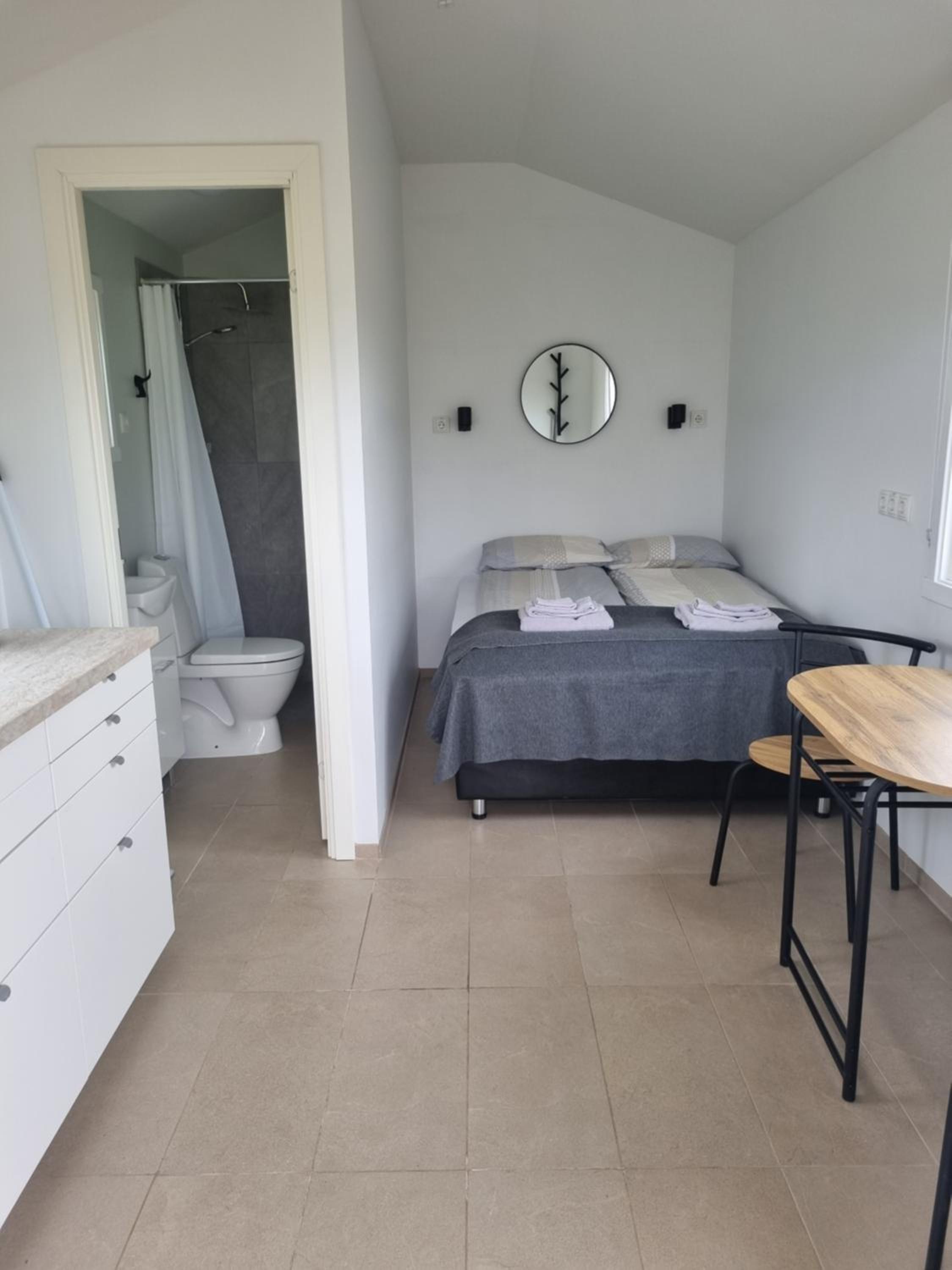 Double or Twin Room photo 3