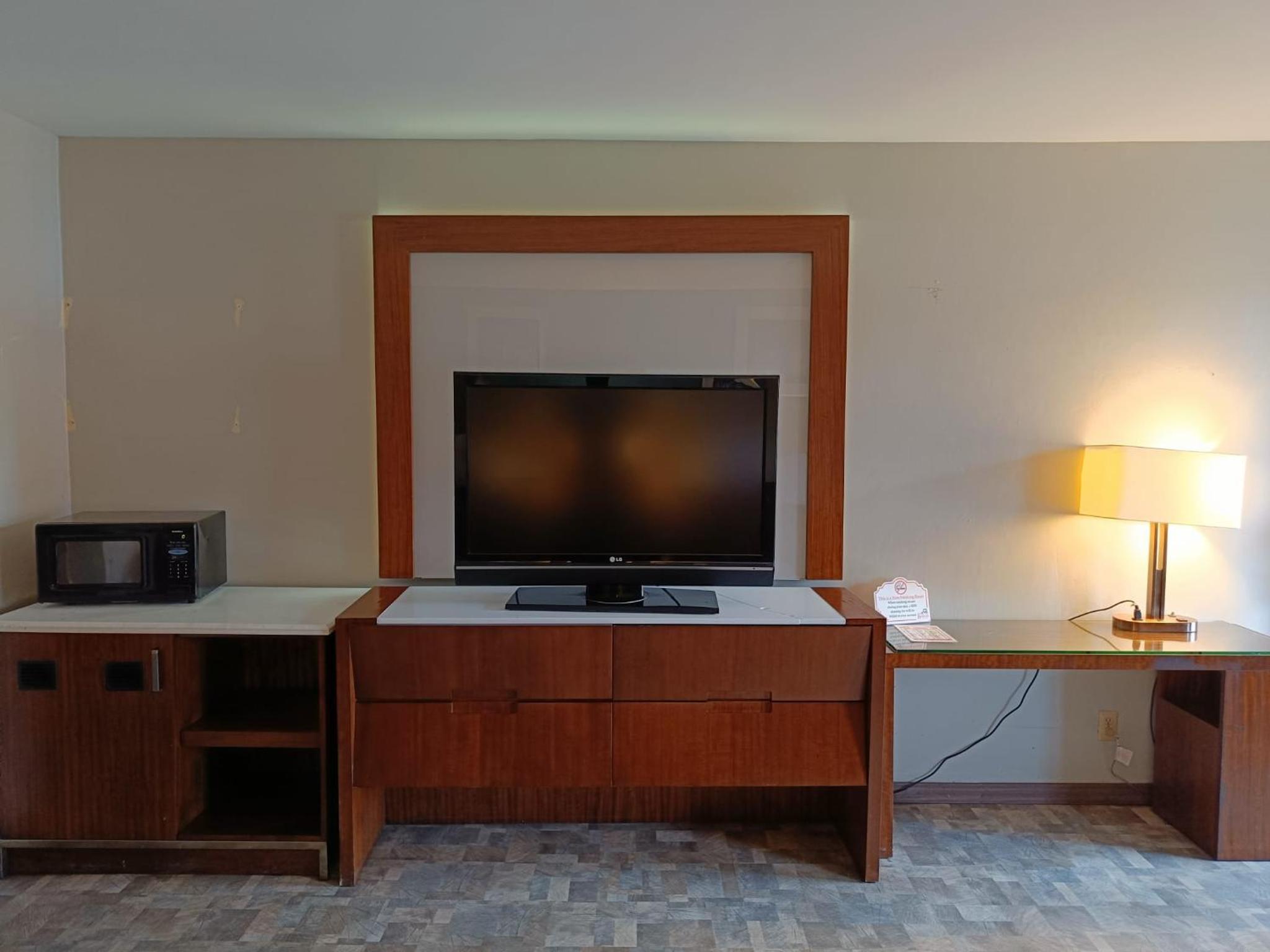 Double Room with Two Double Beds - Non-Smoking - Photo 11