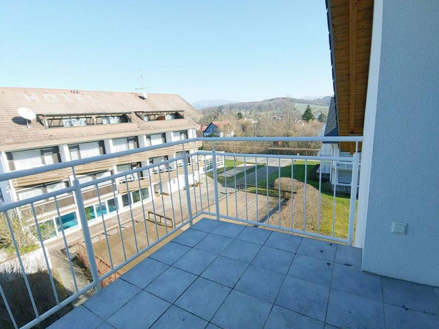 Apartment with Balcony photo 3