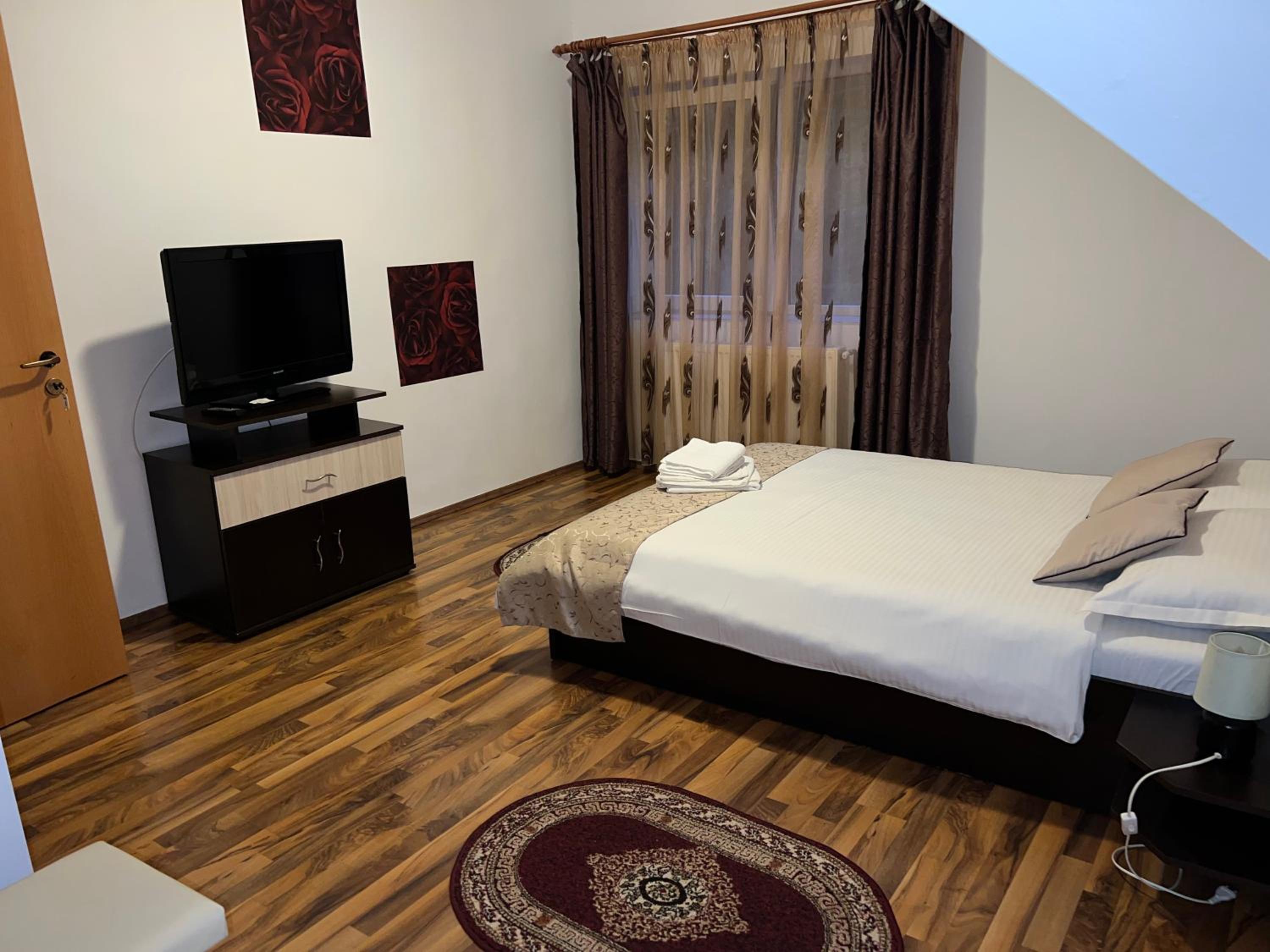 Standard Double Room photo 1