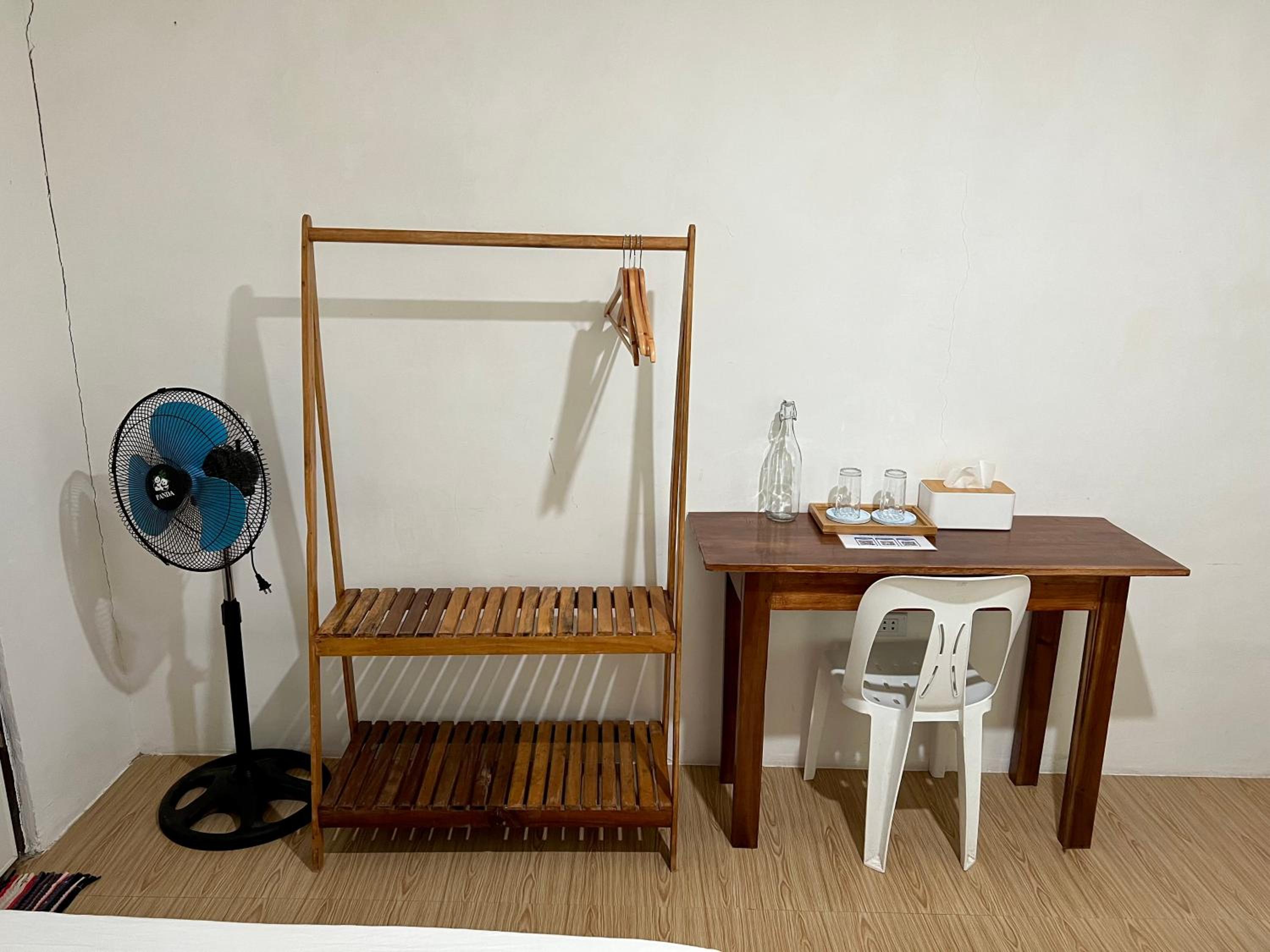 Deluxe Double Room with Balcony and Sea View - Photo 4