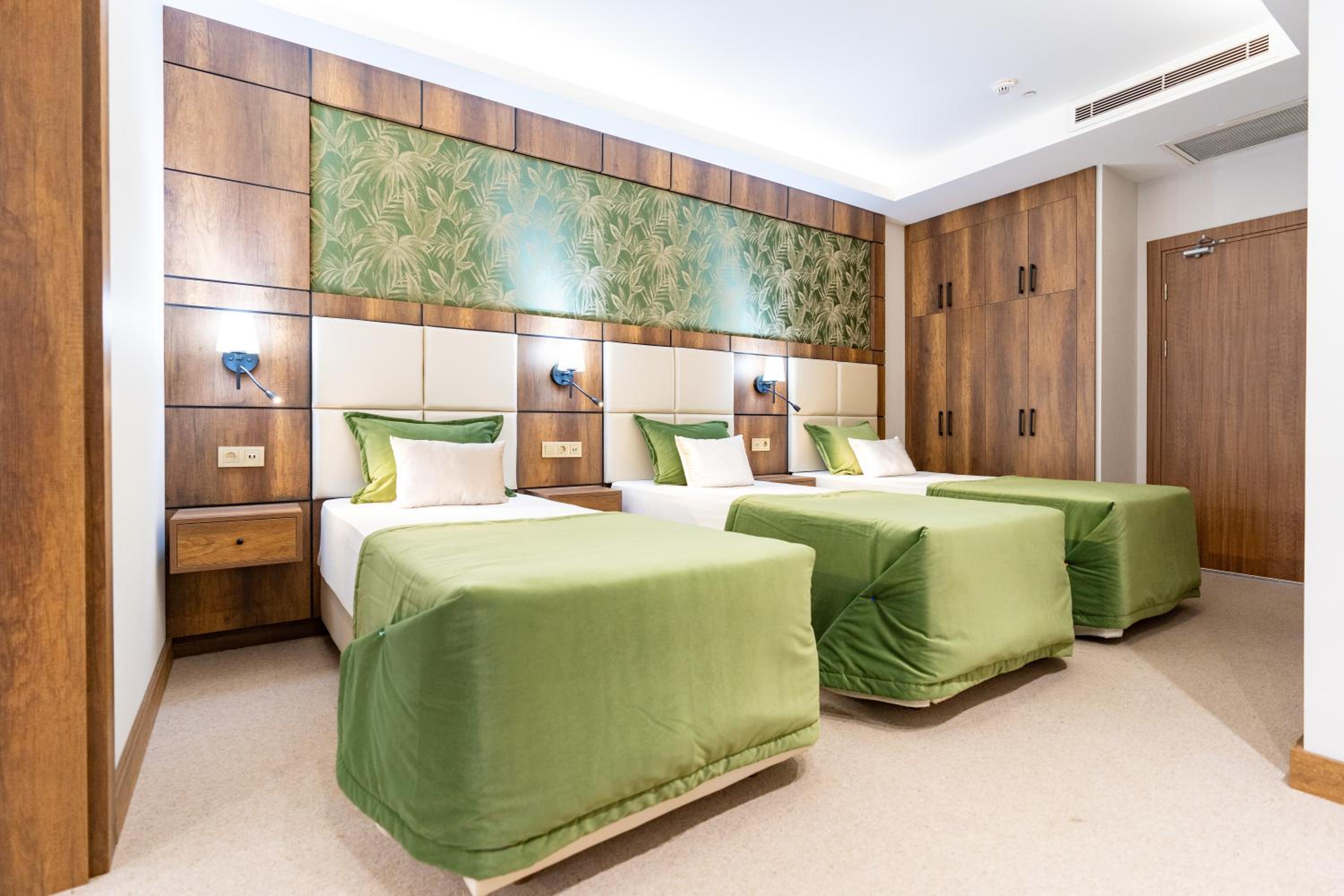 Family Suite photo 2