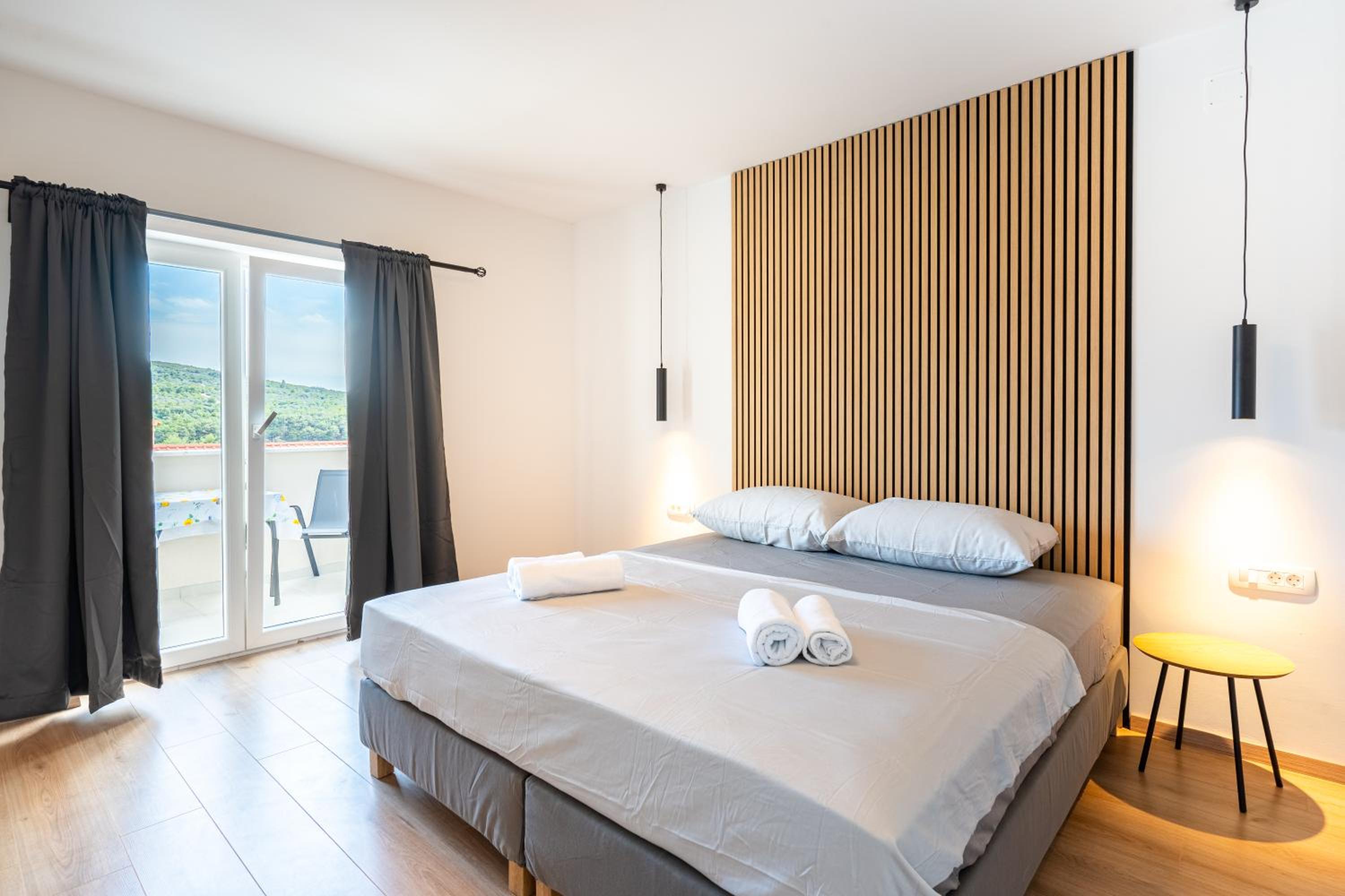 Deluxe Double Room with Balcony and Sea View