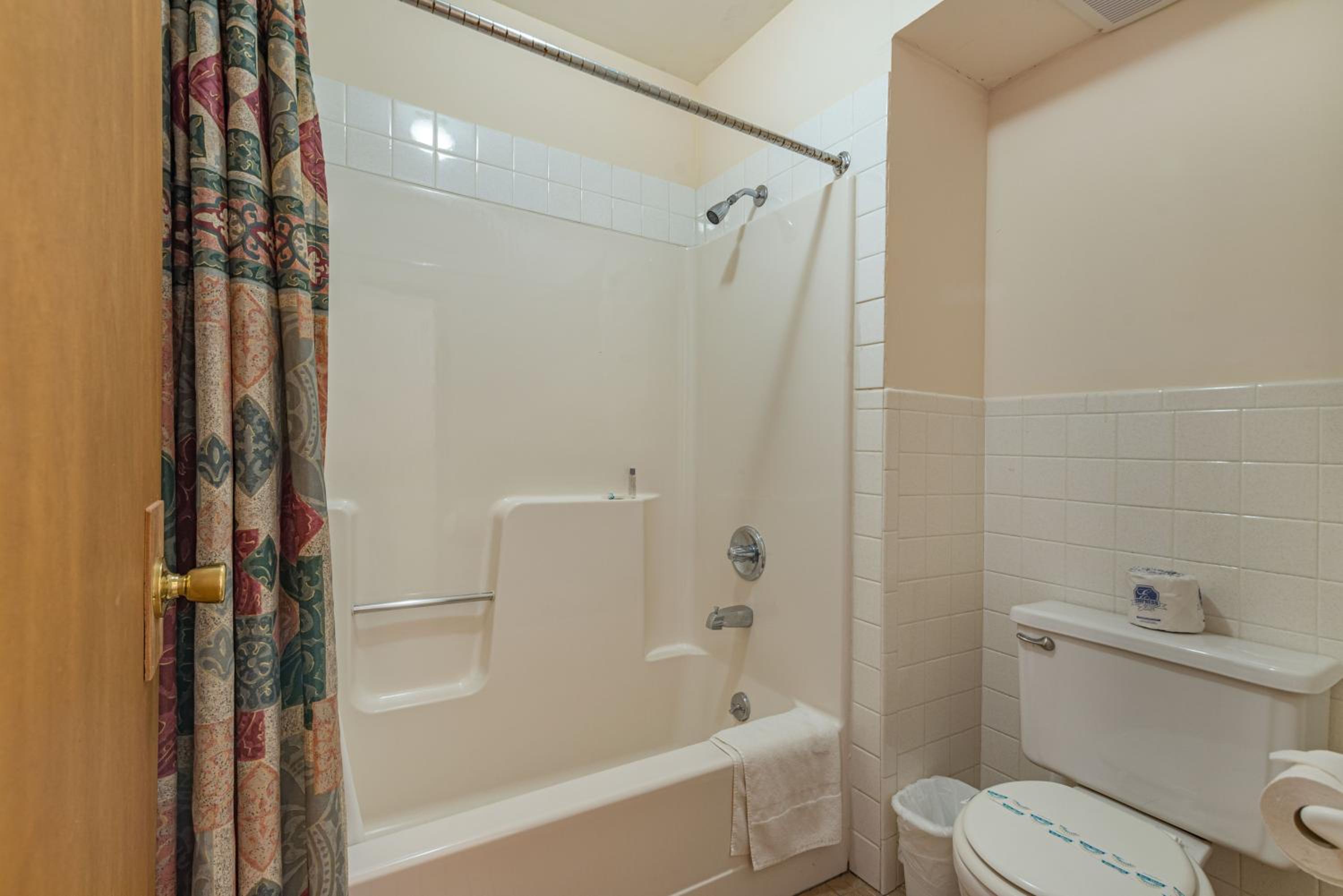 Deluxe King Room photo 2