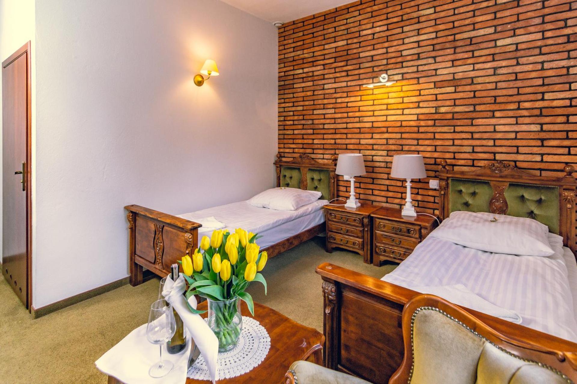 Double or Twin Room - Photo 1