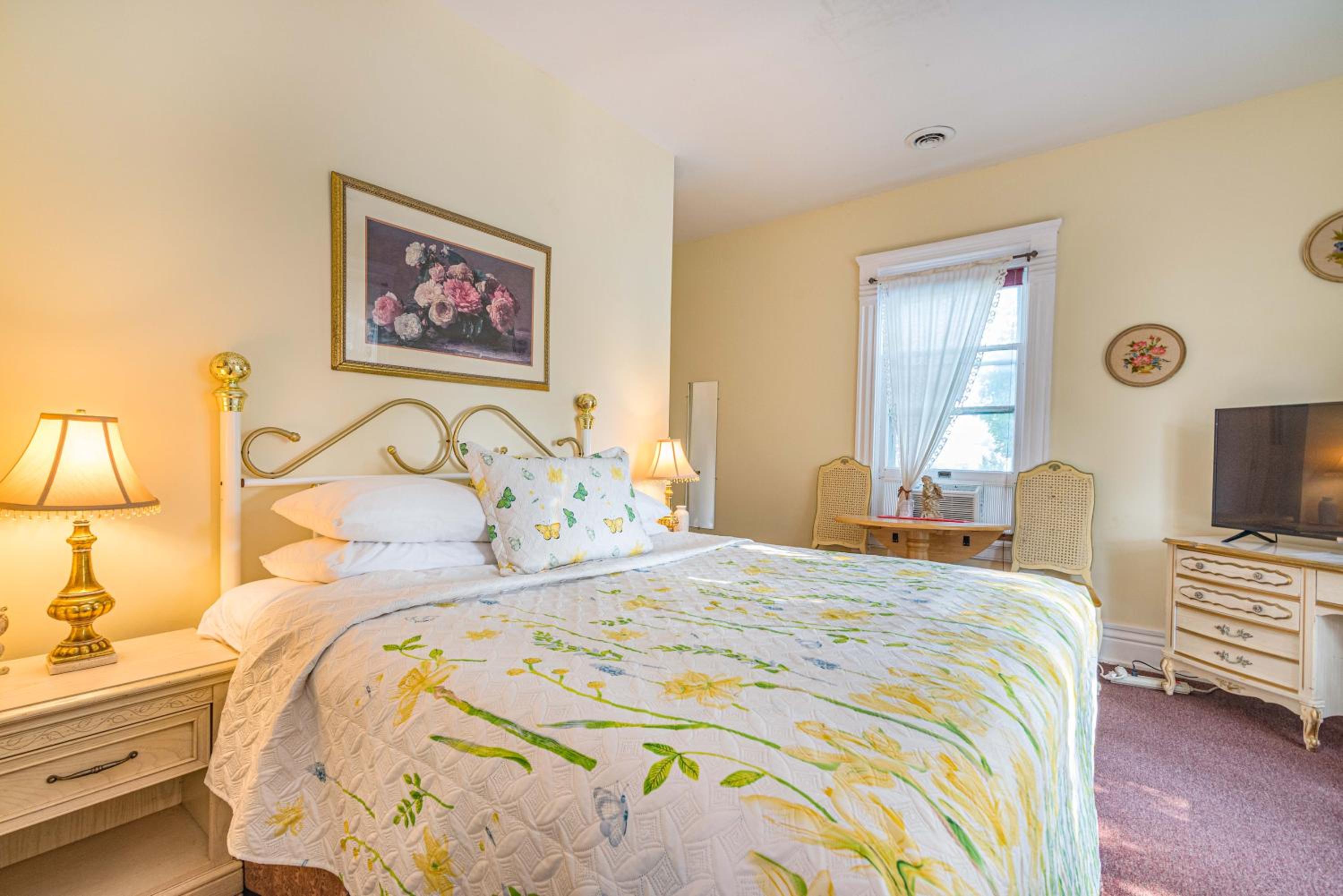 Sunset Suite photo 1