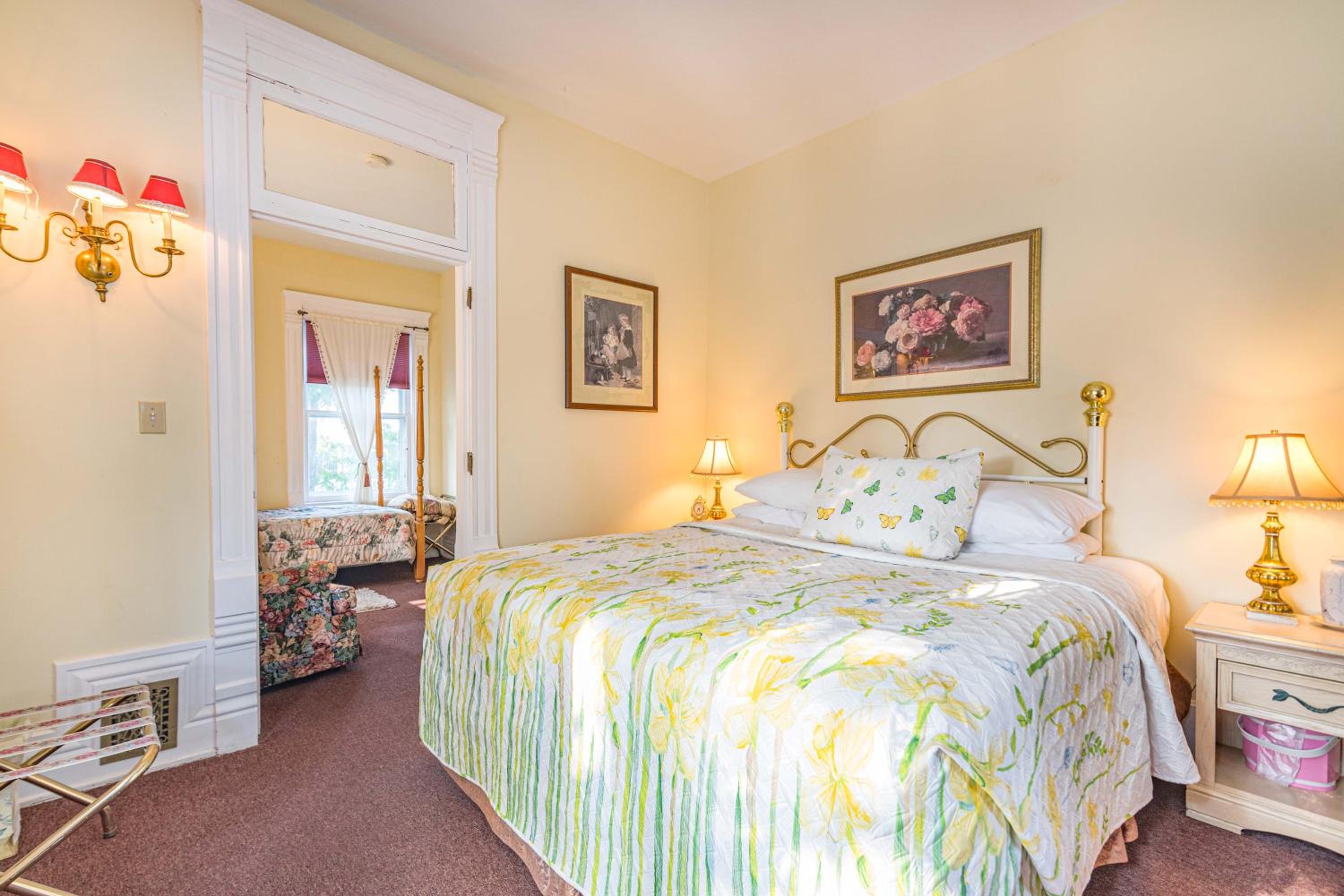 Sunset Suite photo 3
