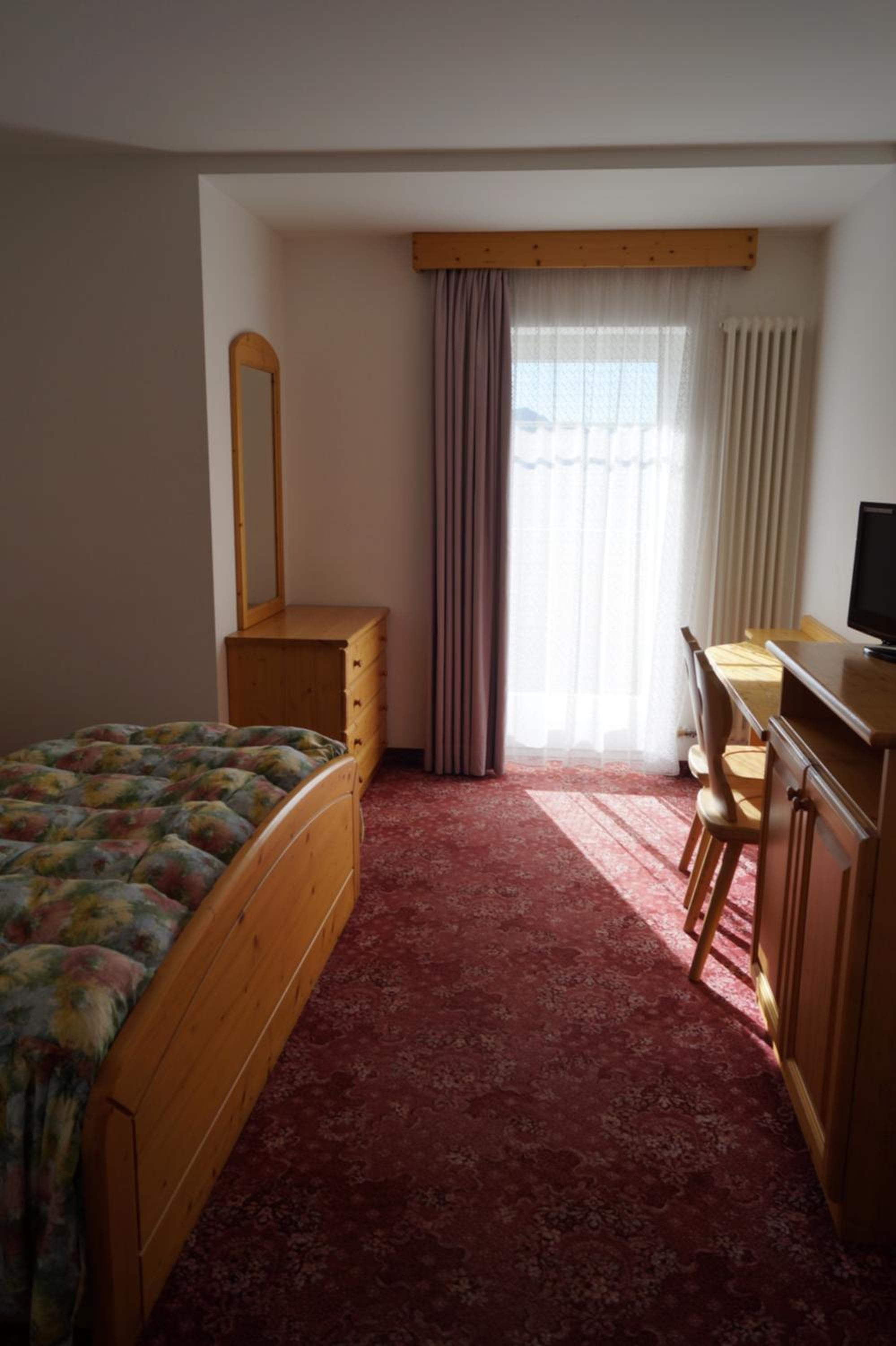 Double Room With Private Bathroom