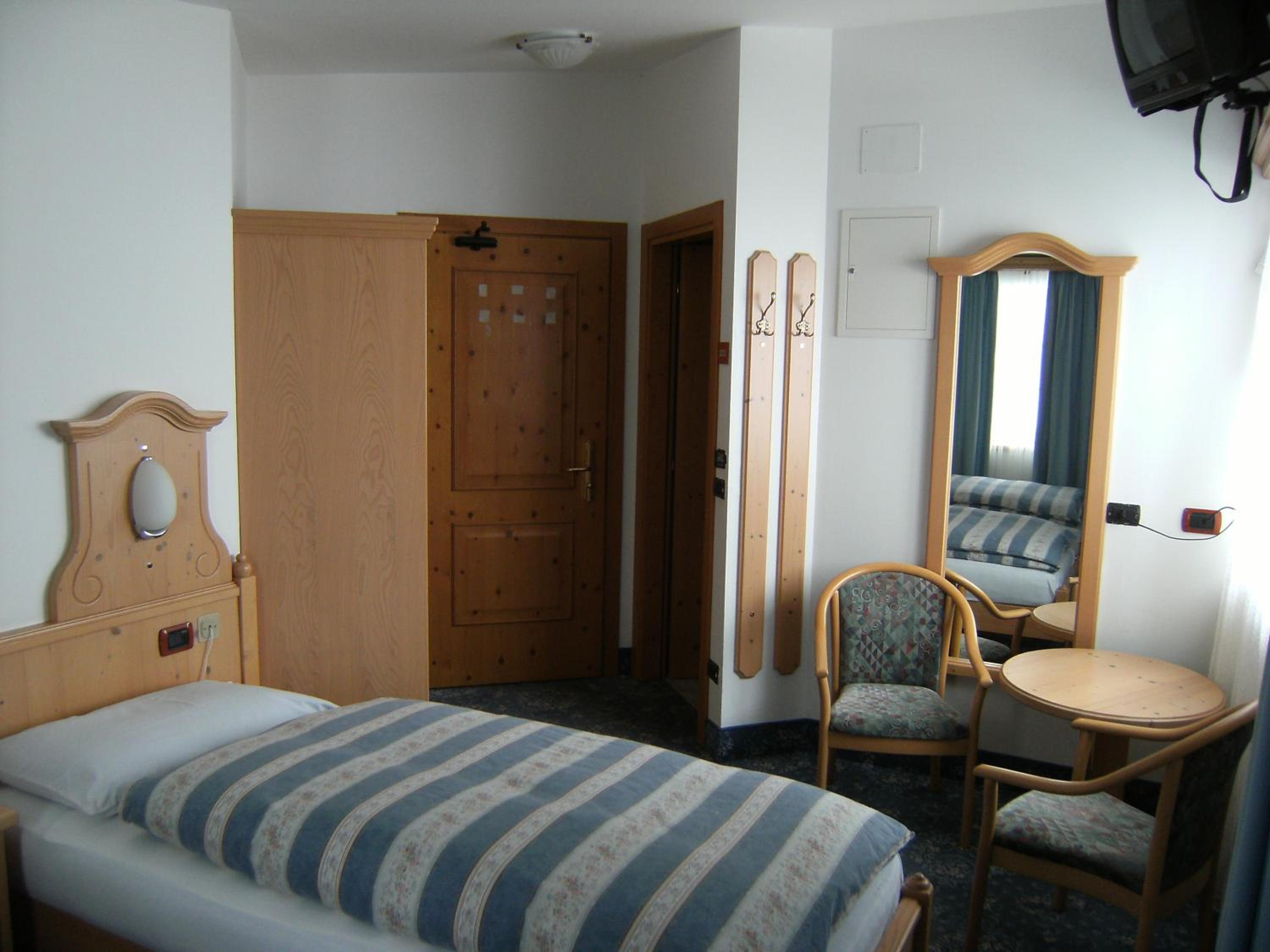 Triple Room With Private Bathroom