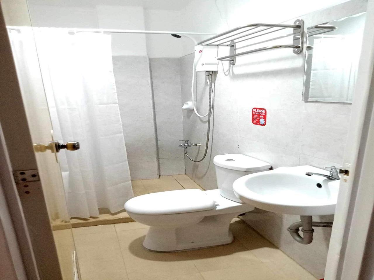 Double Room with Balcony - Photo 2