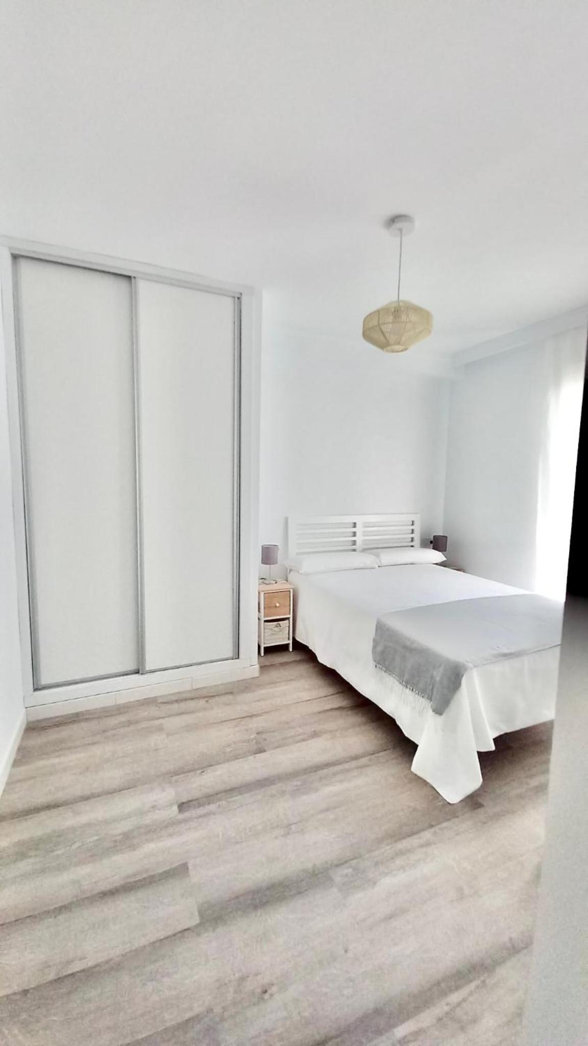 Habitación doble con baño compartido