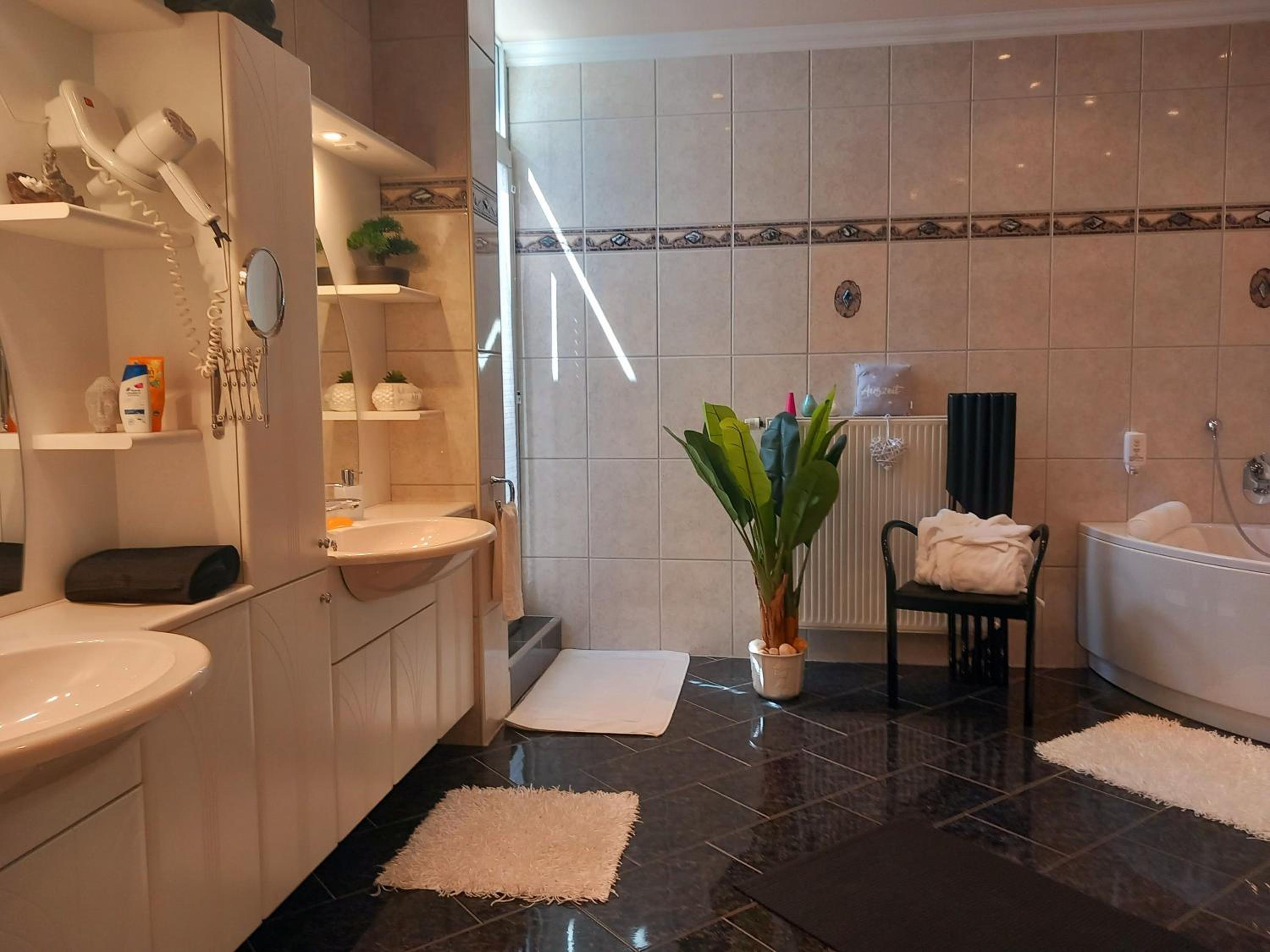 Suite photo 2