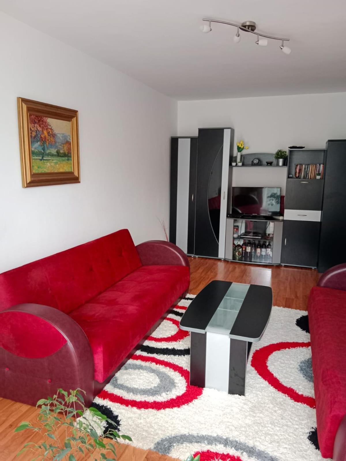 Apartment photo 1