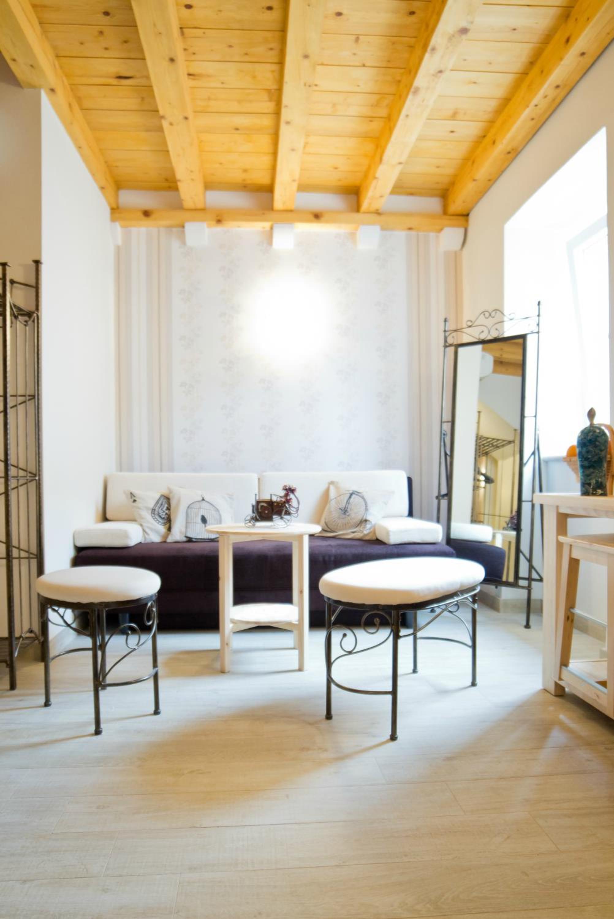 One-Bedroom Apartment with Shared Terrace