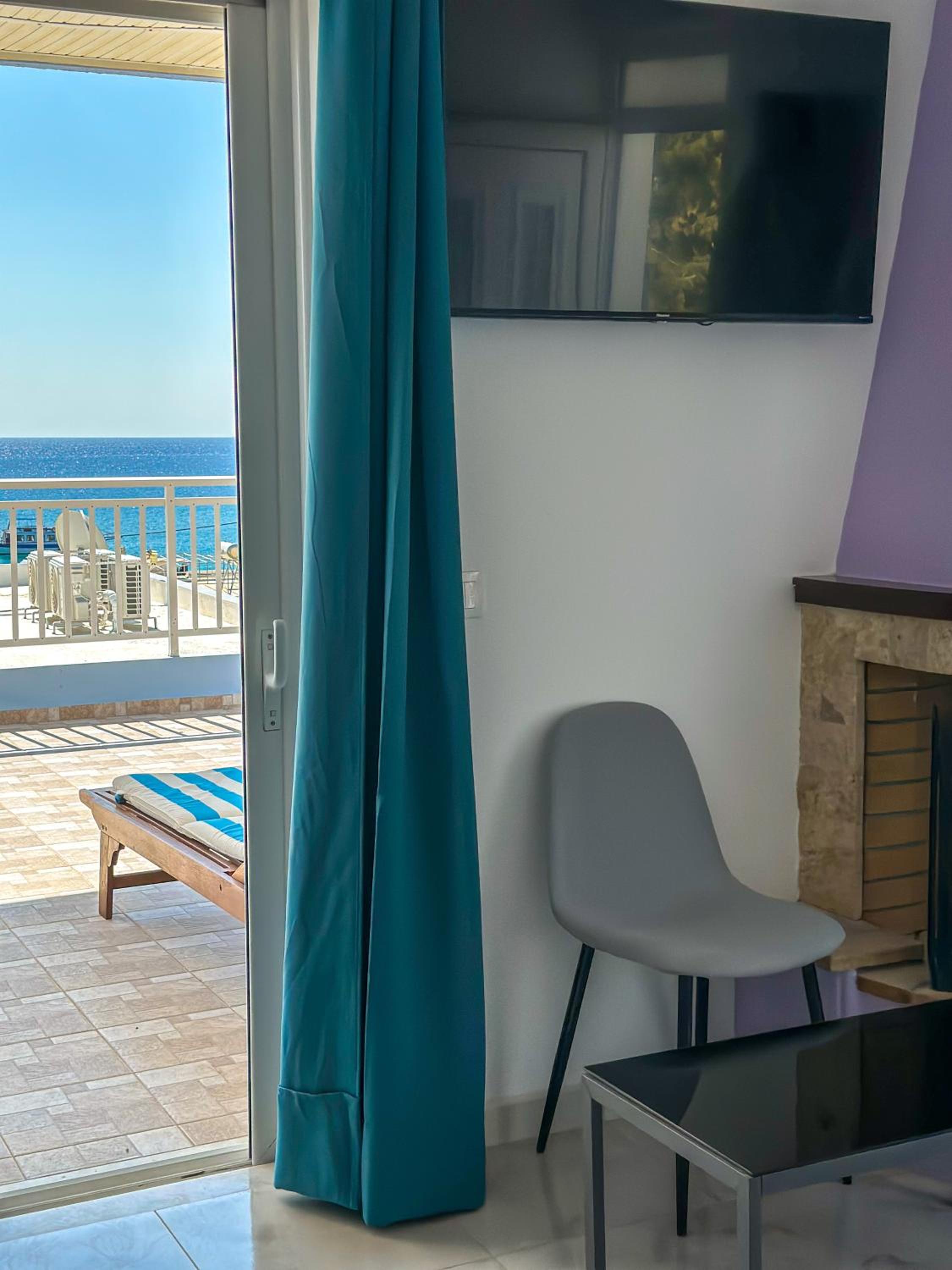 Apartment with Sea View photo 2