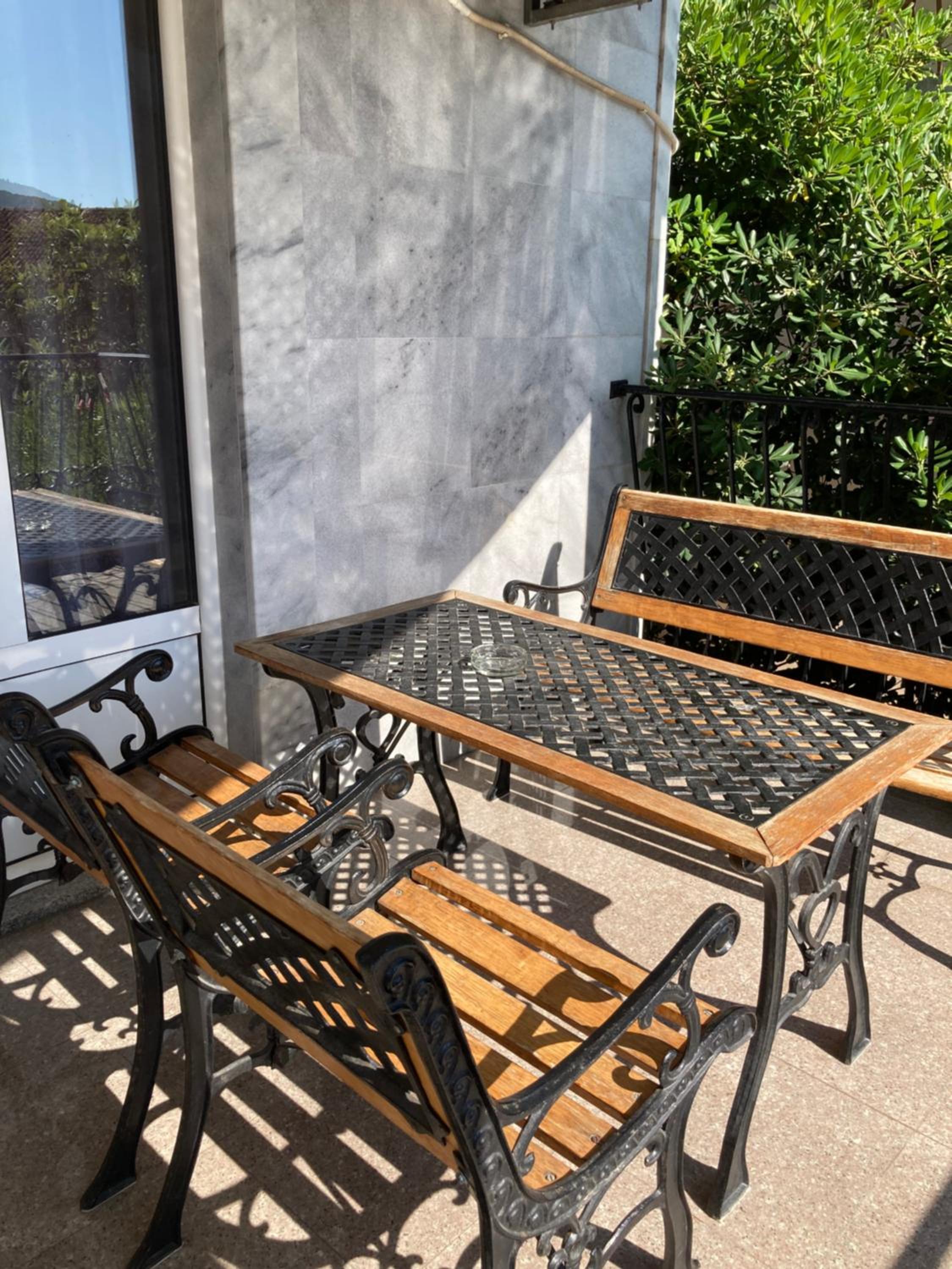 Apartment with Terrace photo 2