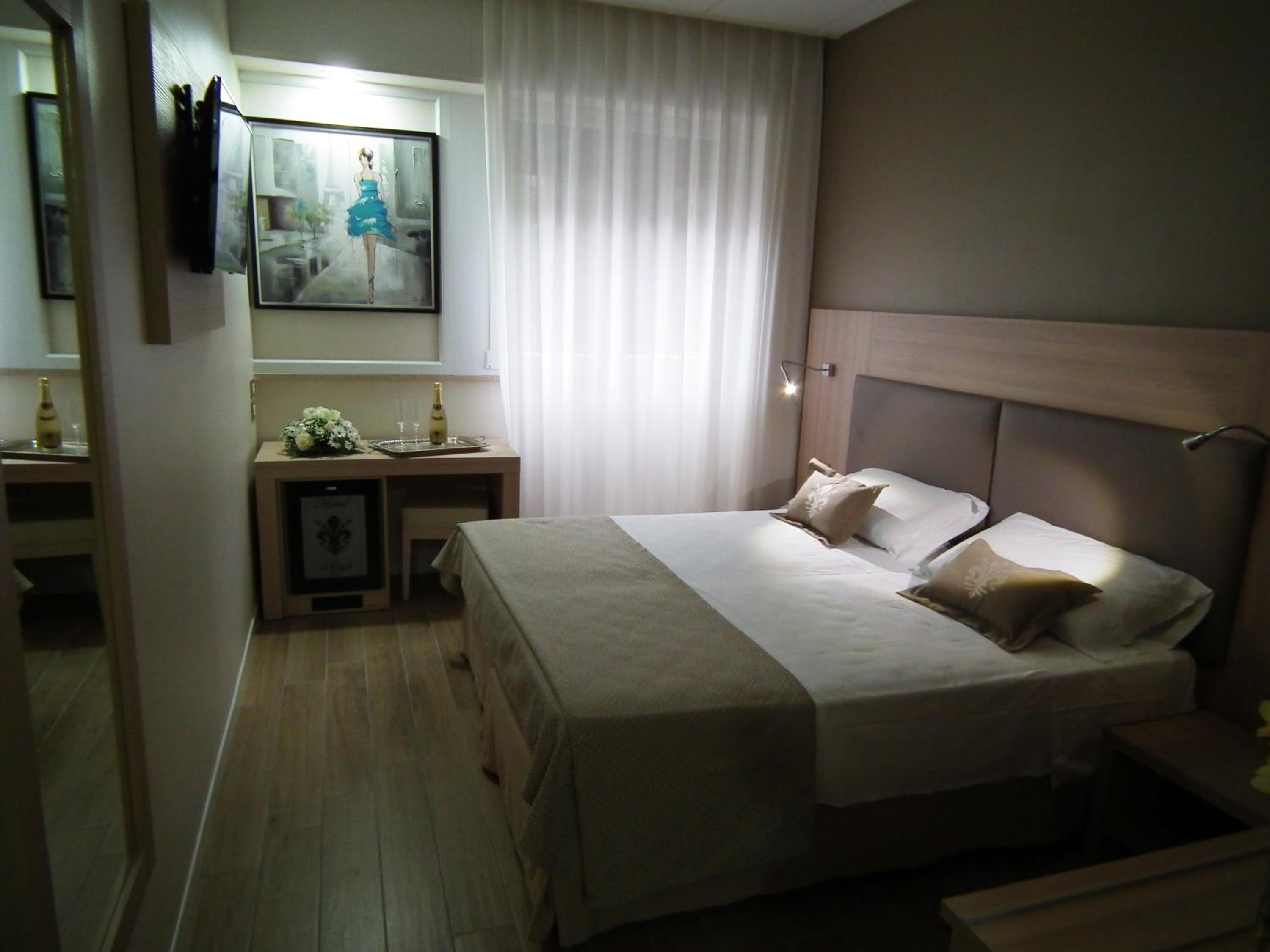 Superior Double Room - Photo 1
