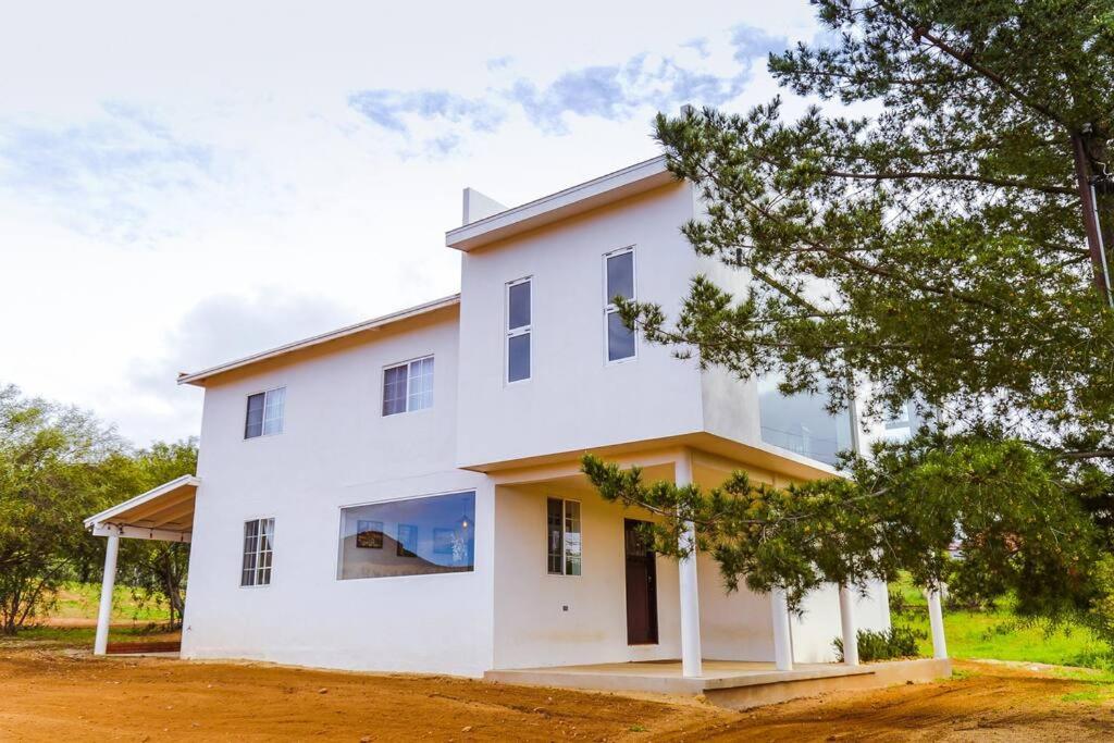 Villa photo 2