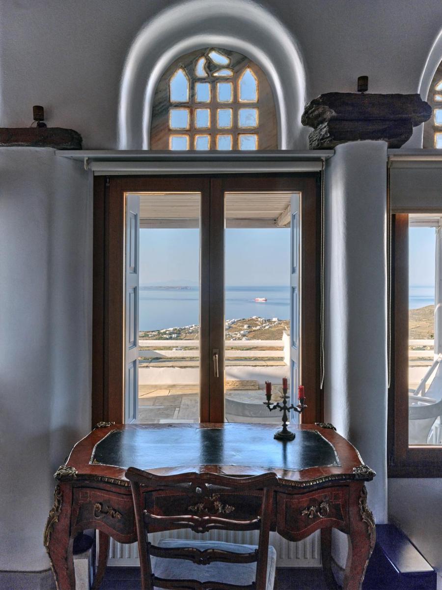 Superior Suite with Sea View photo 3