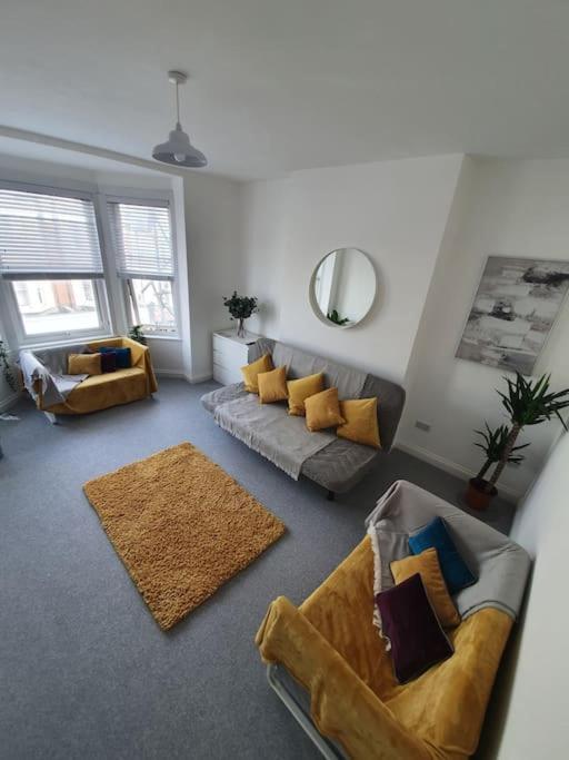 Apartment photo 1