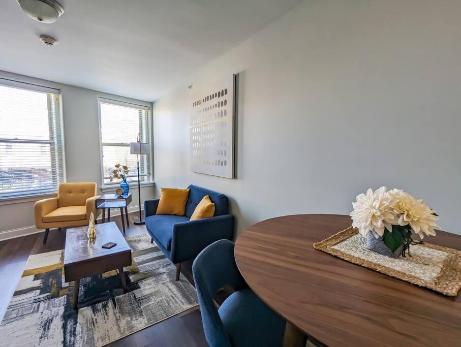 Apartment photo 2