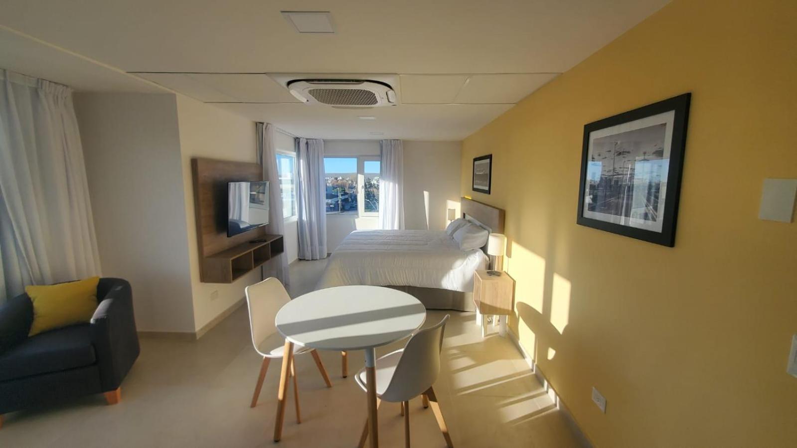 Deluxe Apartment photo 1