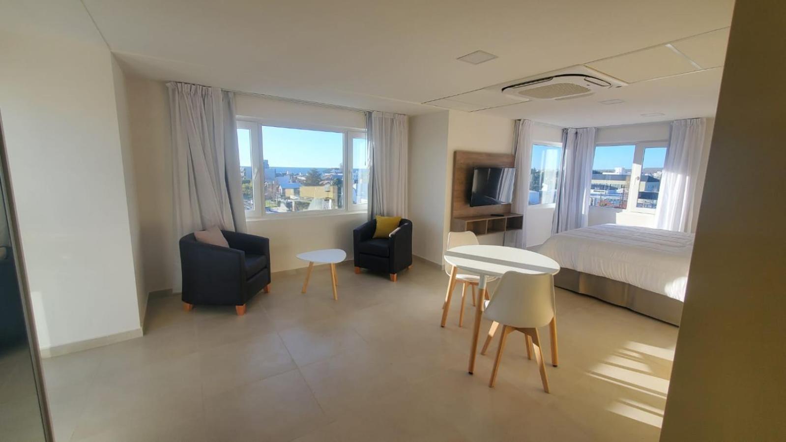 King Apartment - Non-Smoking photo 3