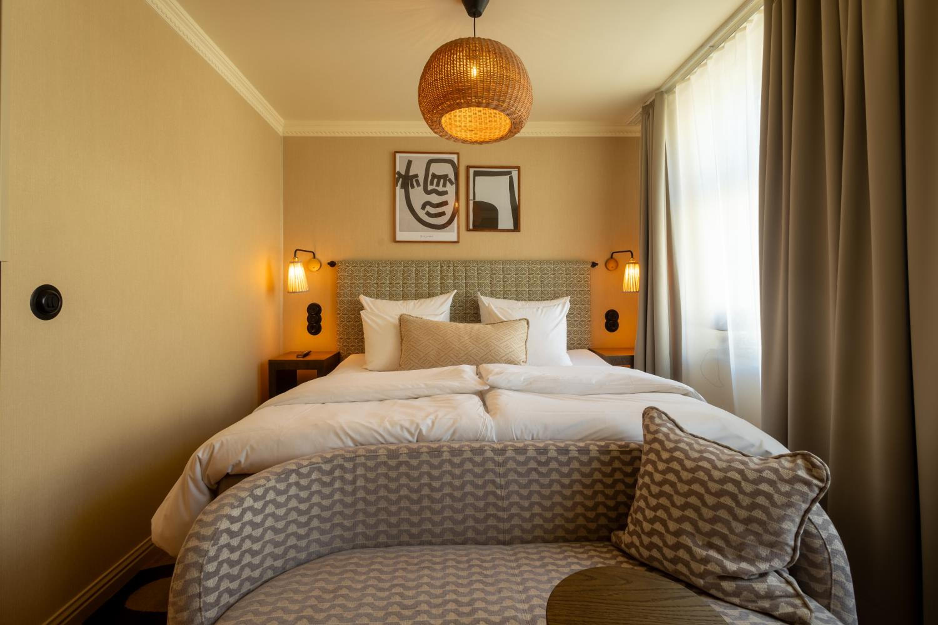 Superior King Room photo 2