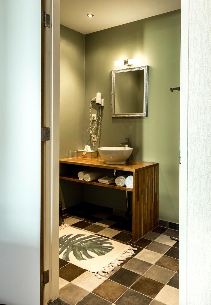Deluxe Twin Room photo 2